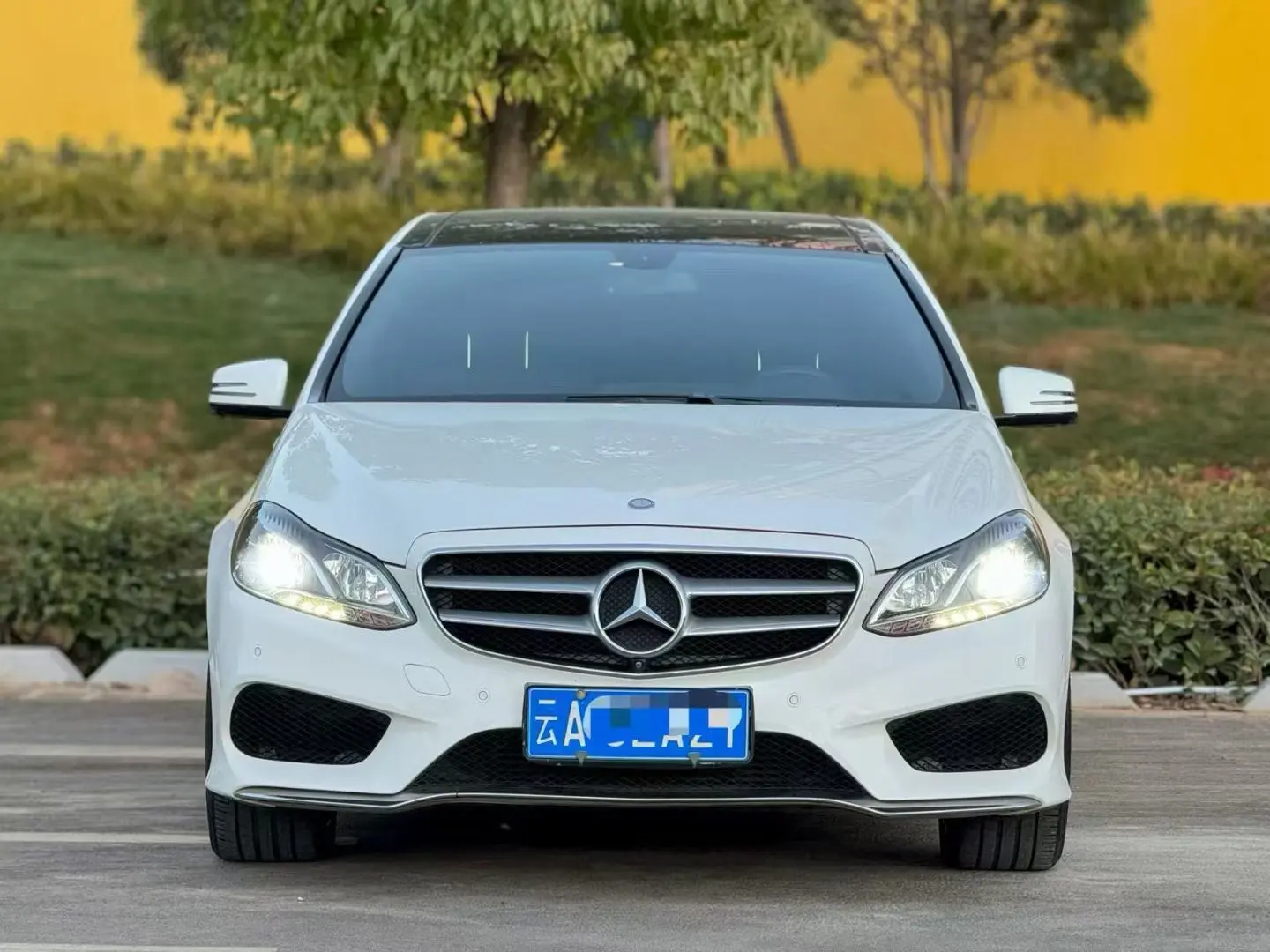 Mercedes-Benz E-Class  из Китая