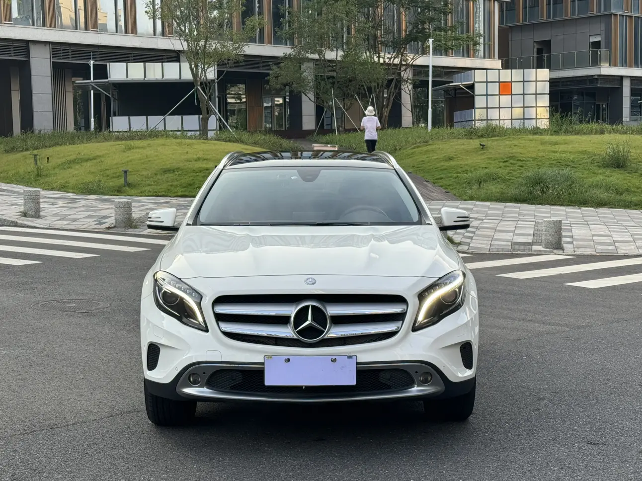 Mercedes-Benz GLA  из Китая
