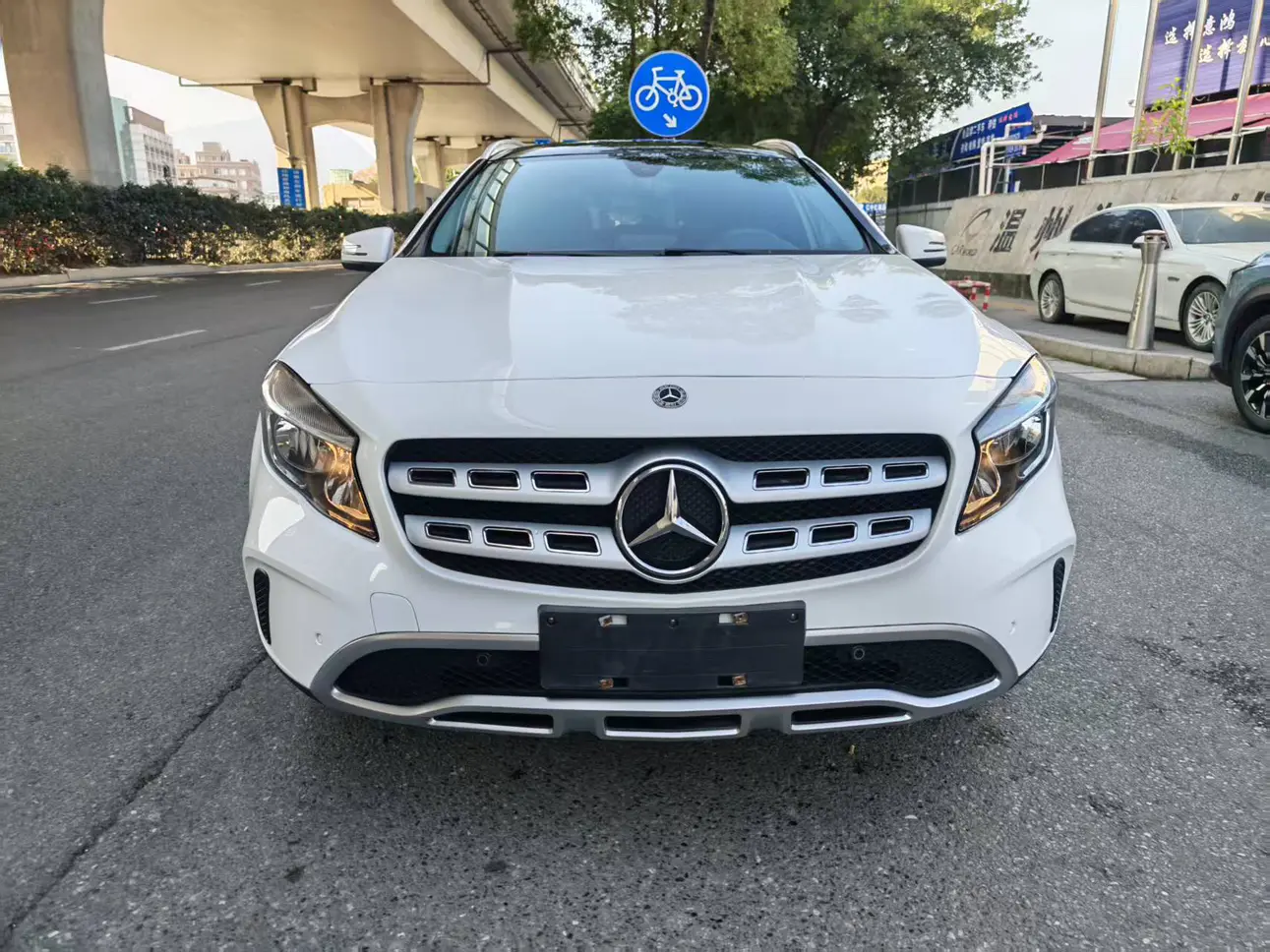 Mercedes-Benz GLA  из Китая