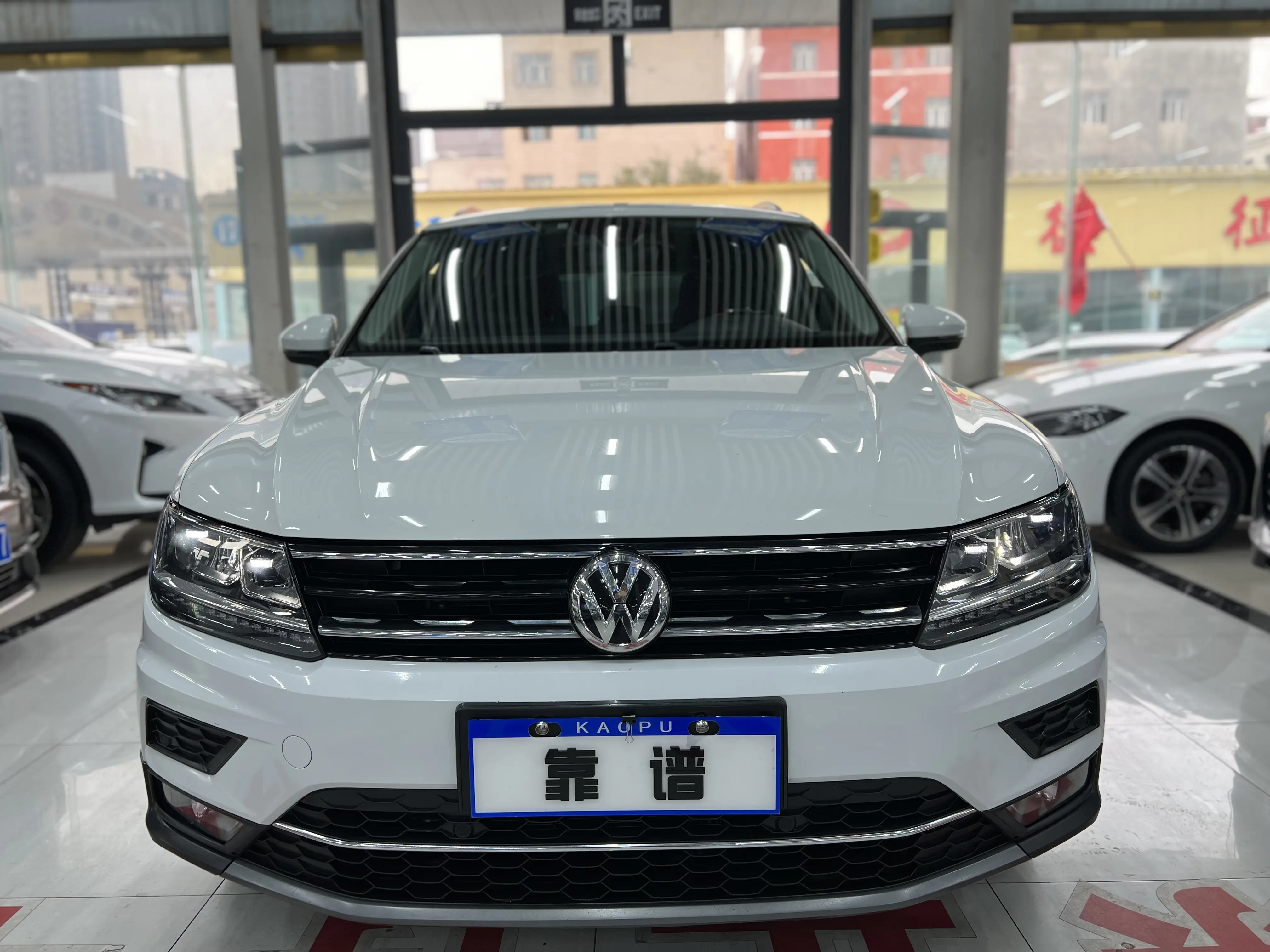Volkswagen Tiguan  из Китая