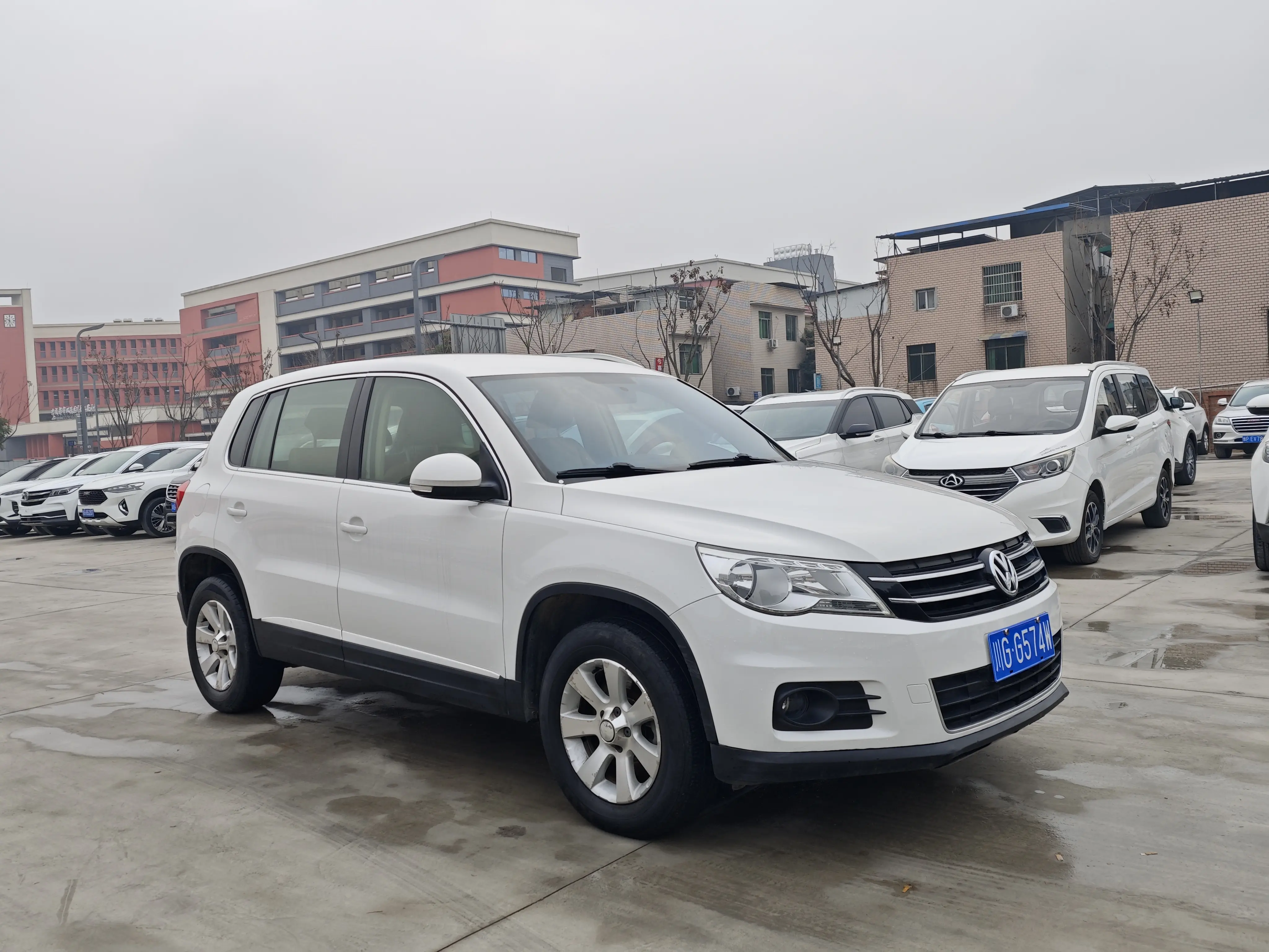 Volkswagen Tiguan  из Китая