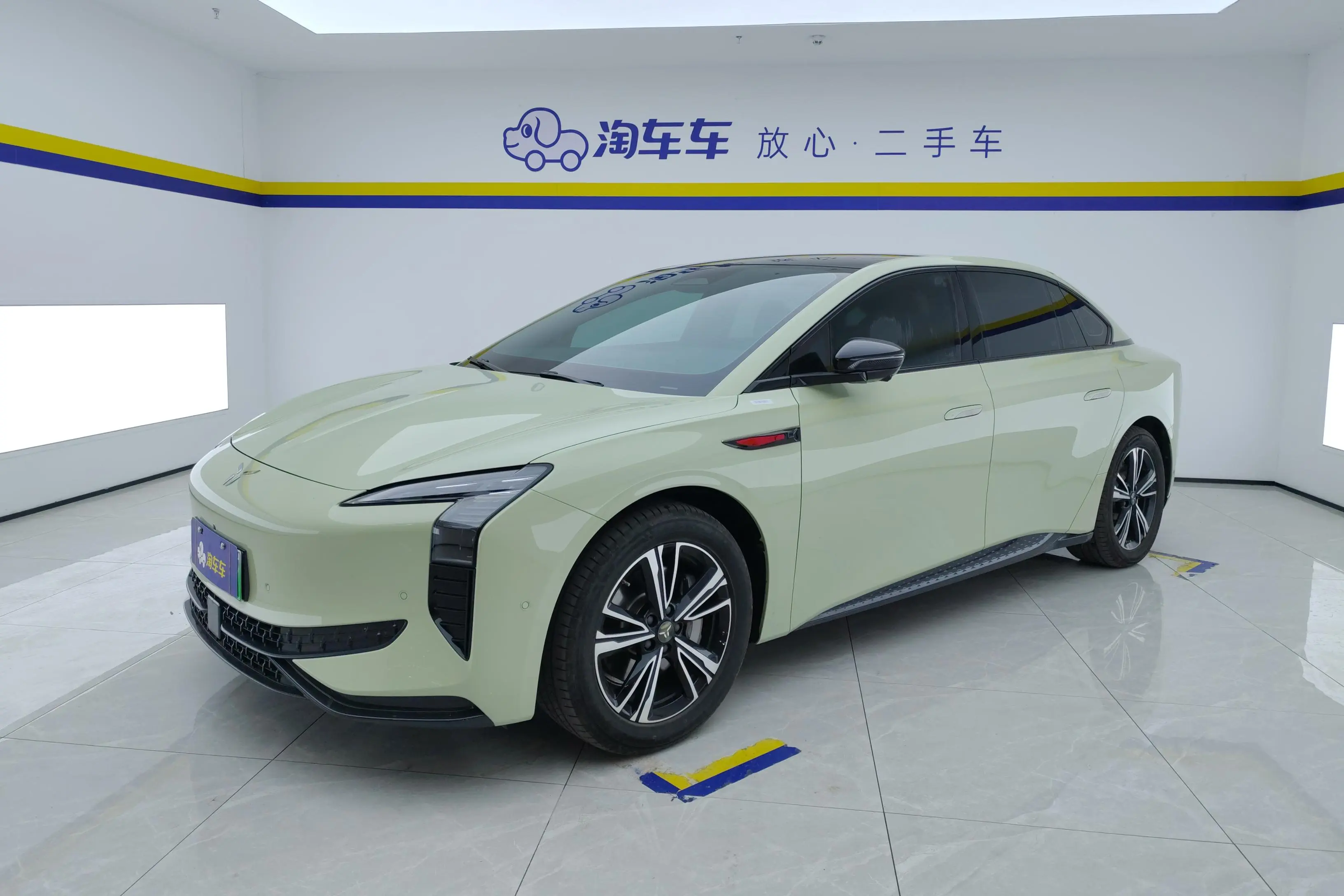 Volkswagen Santana  из Китая