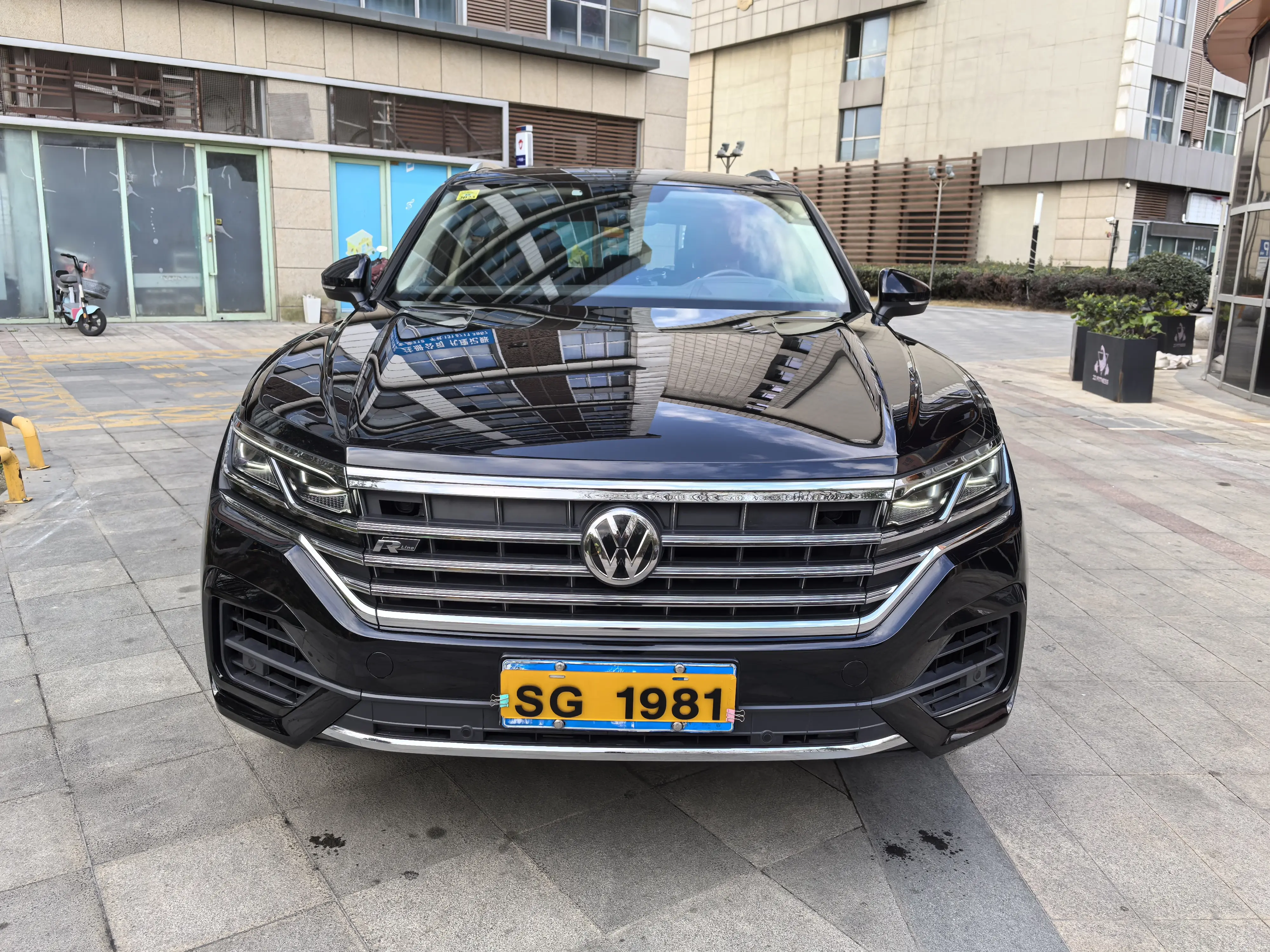 Volkswagen Touareg  из Китая
