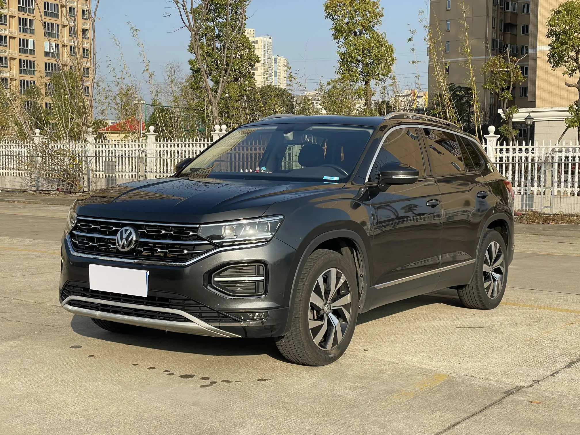 Volkswagen Tayron  из Китая