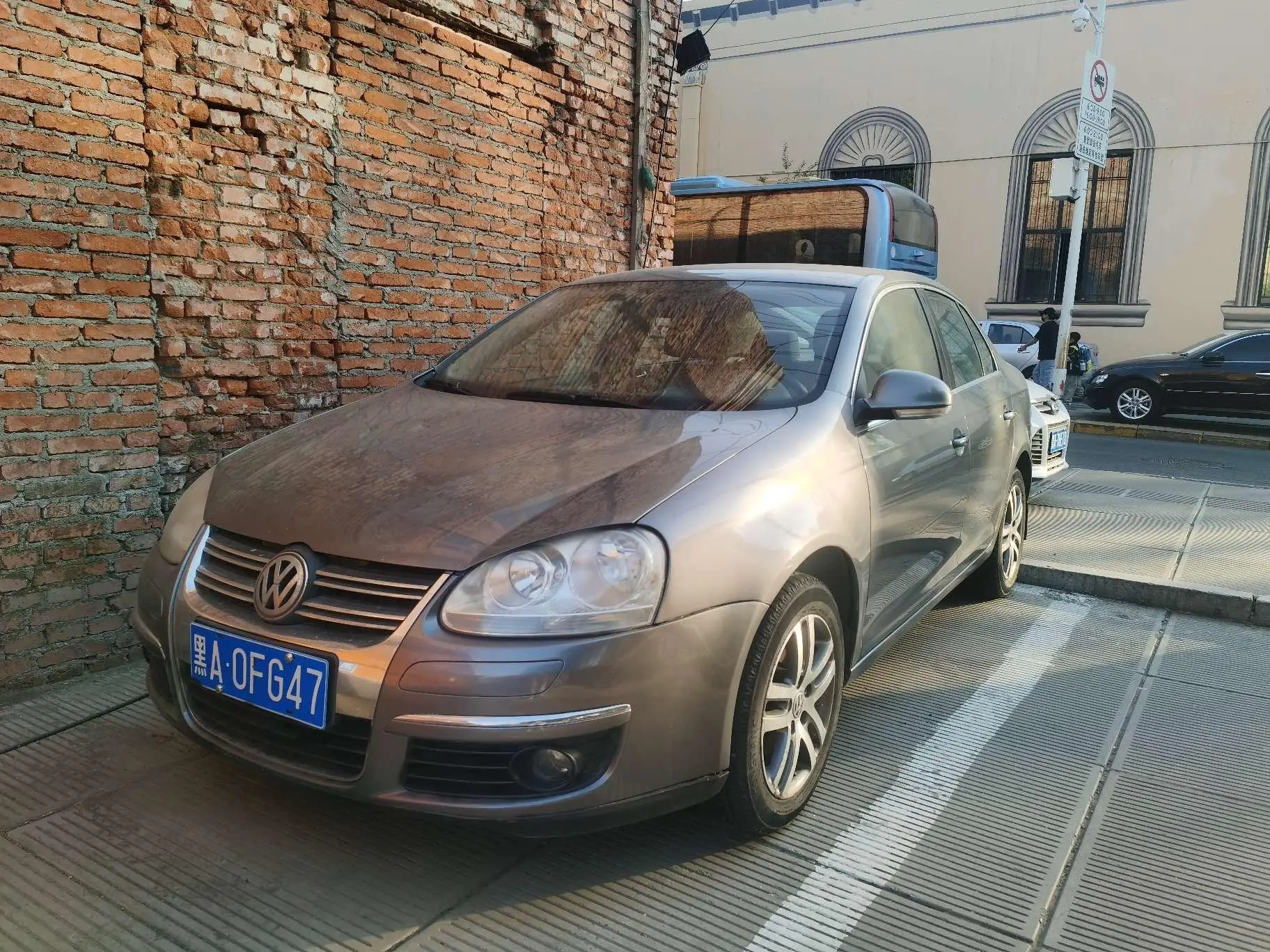 Volkswagen Sagitar  из Китая