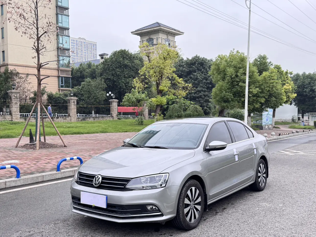 Volkswagen Sagitar  из Китая