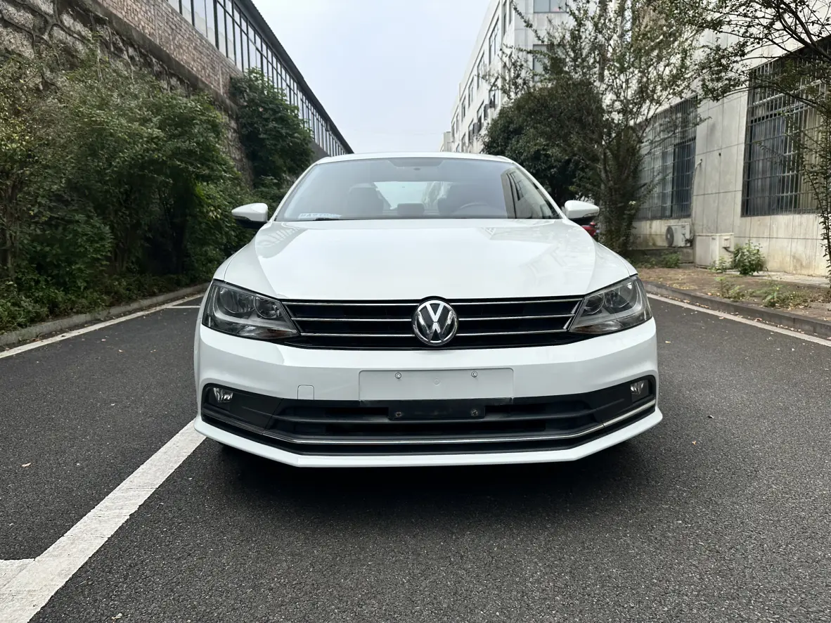 Volkswagen Sagitar  из Китая