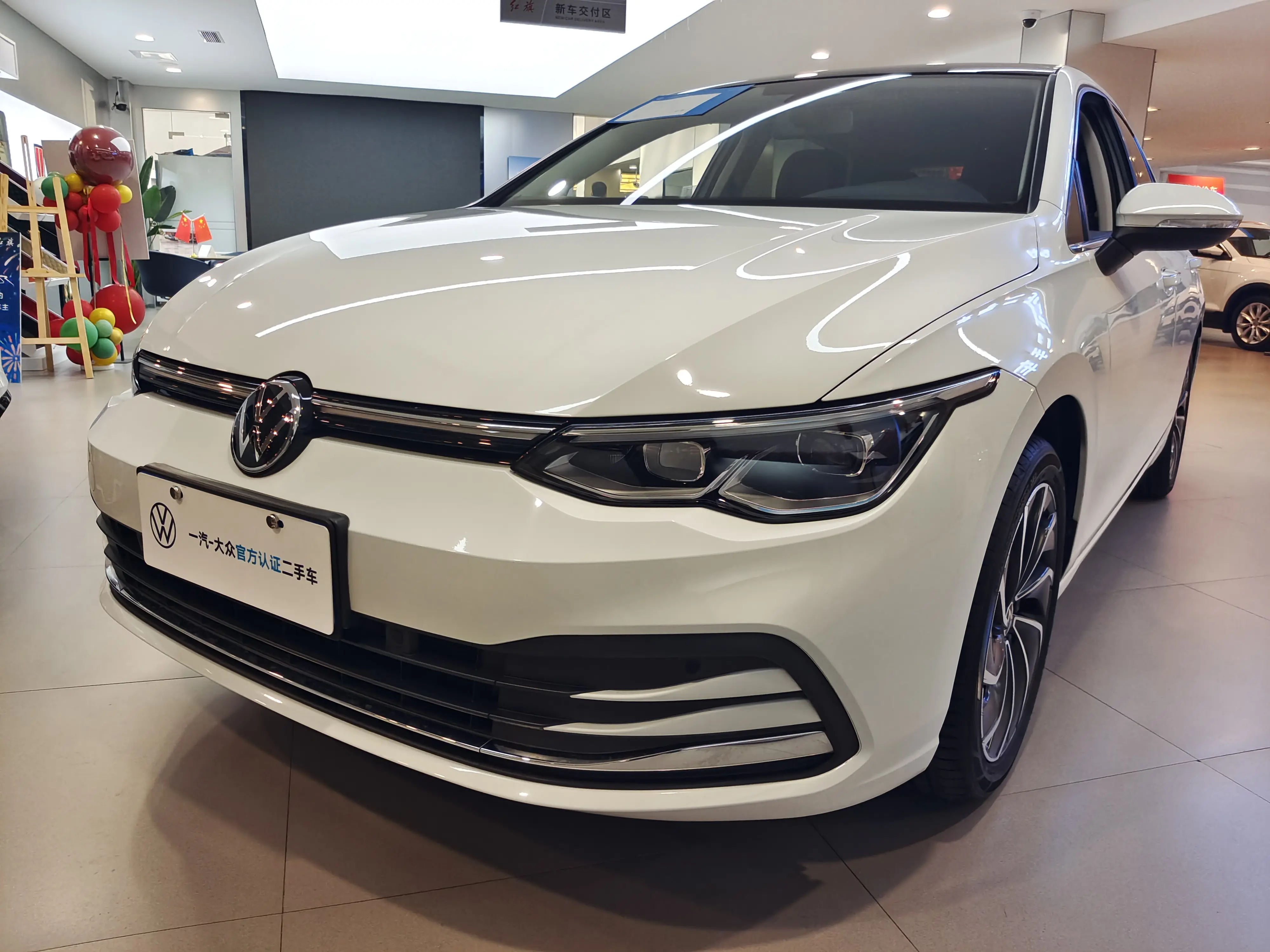 Volkswagen Golf  из Китая