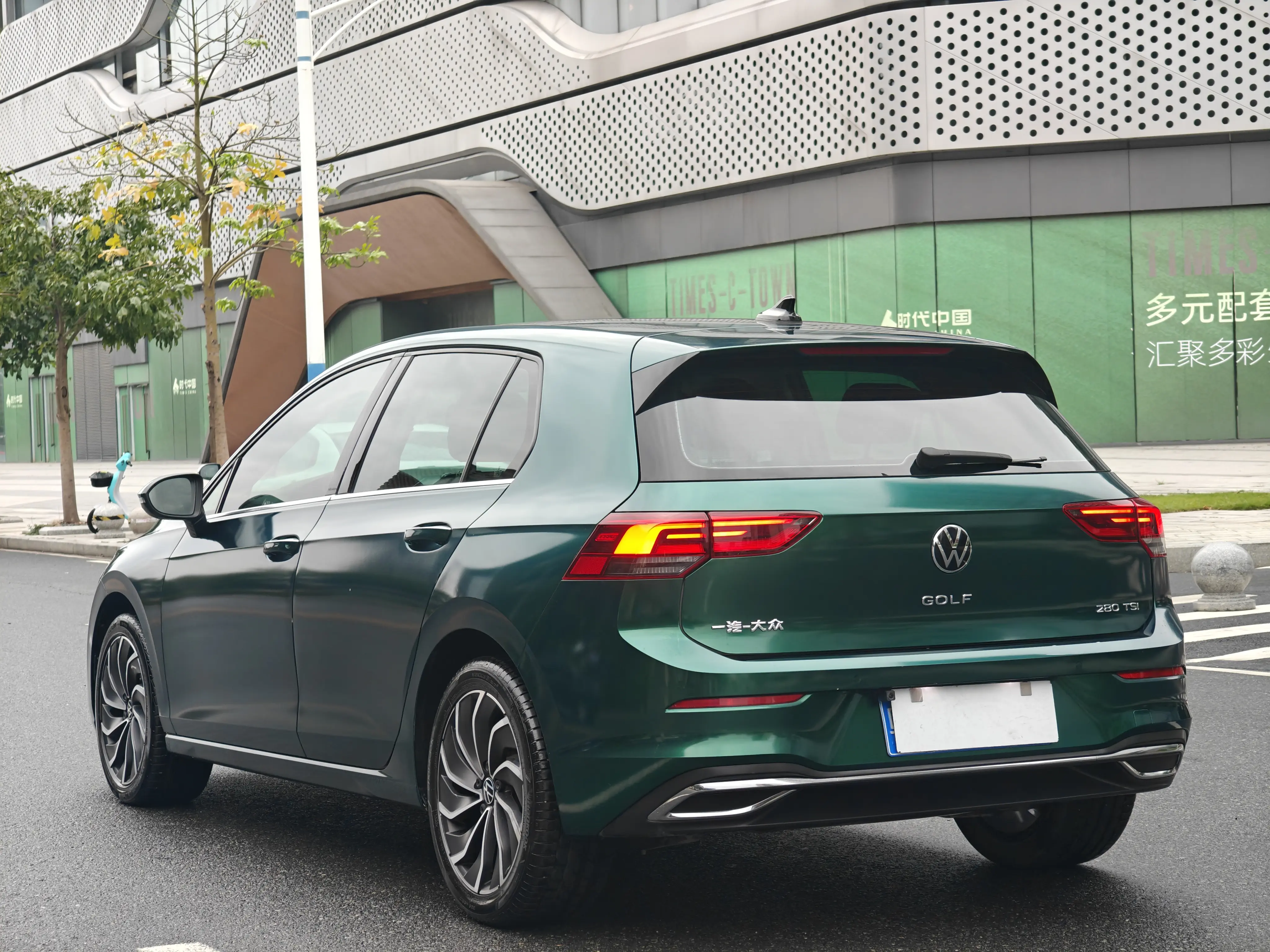 Volkswagen Golf  из Китая