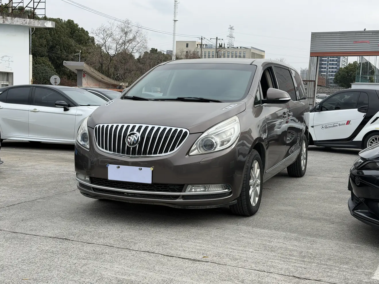 Buick GL8  из Китая