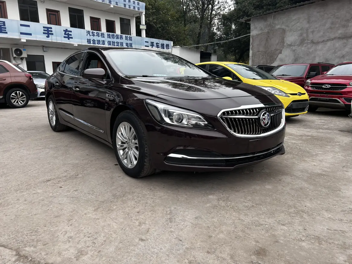 Buick LaCrosse  из Китая