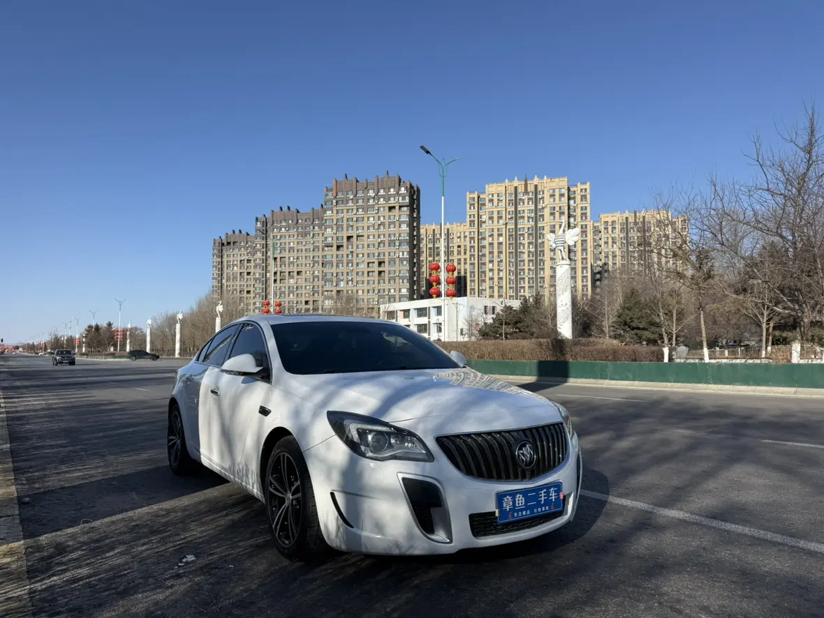 Buick Majesty  из Китая