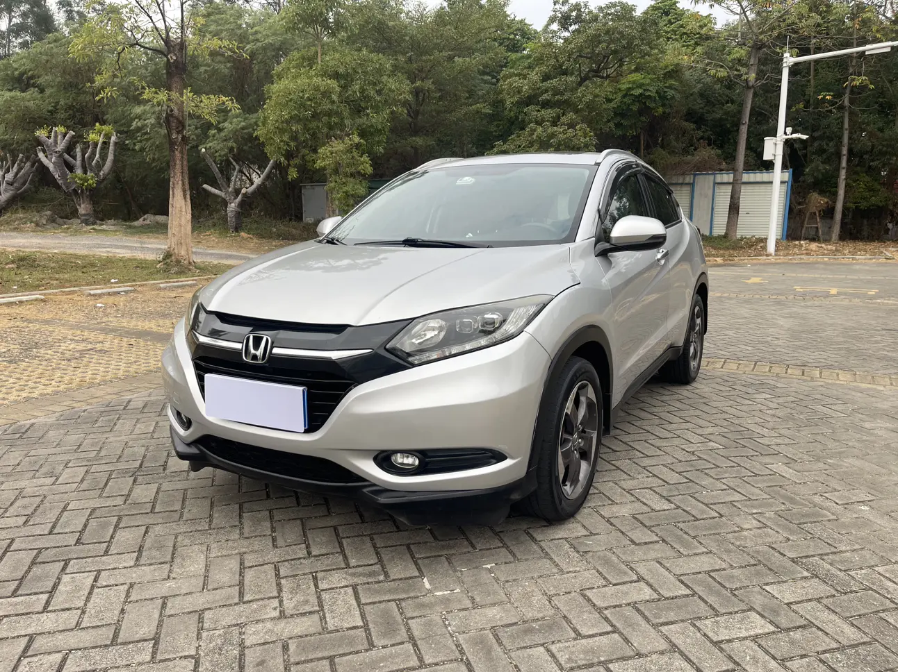 Honda Vezel (Binzhi)  из Китая