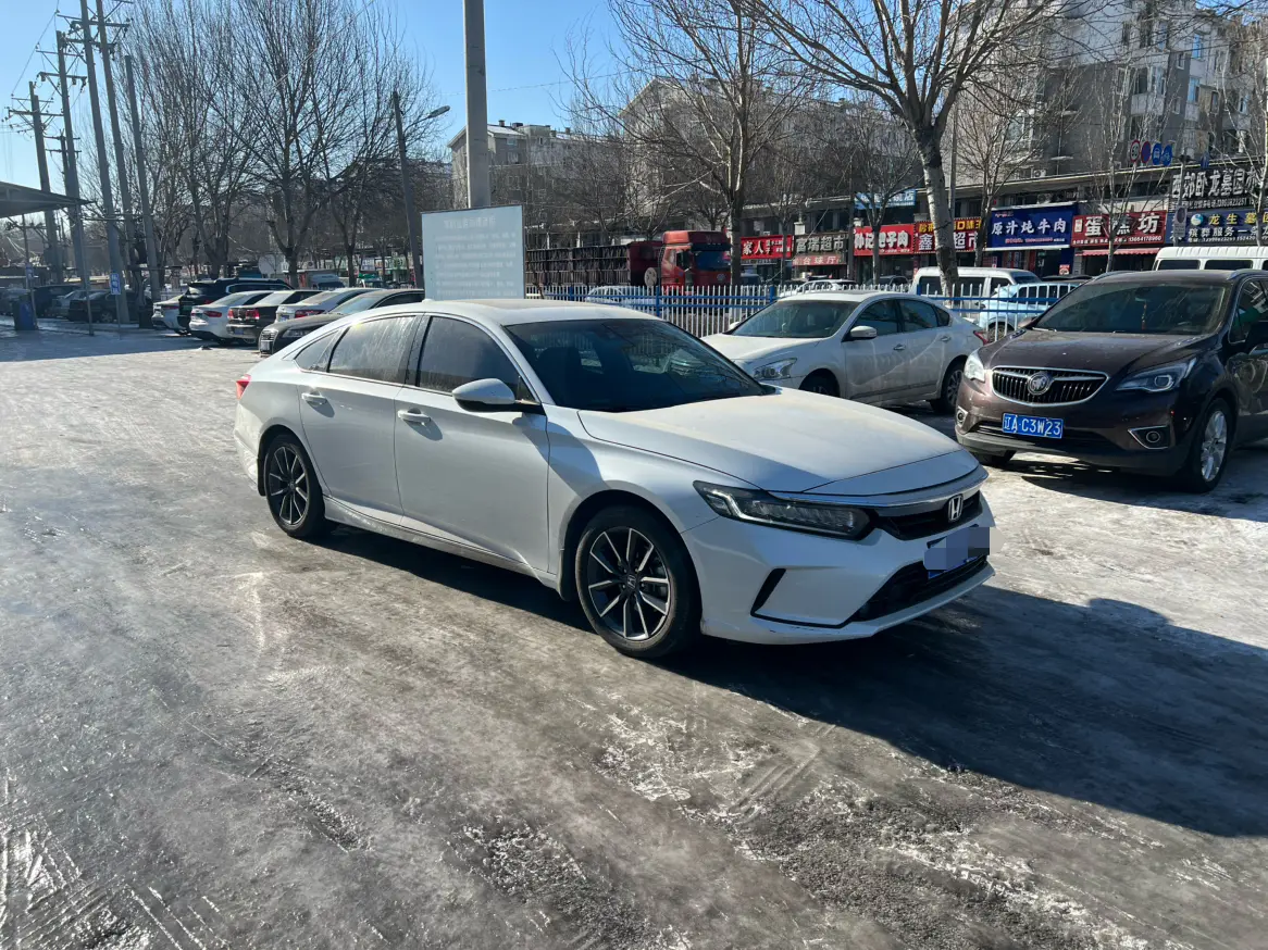 Honda Inspire (Yingshipai)  из Китая