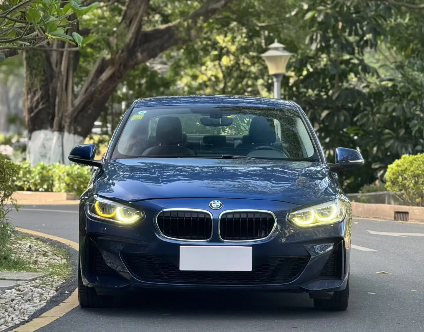 BMW 1 Series  из Китая