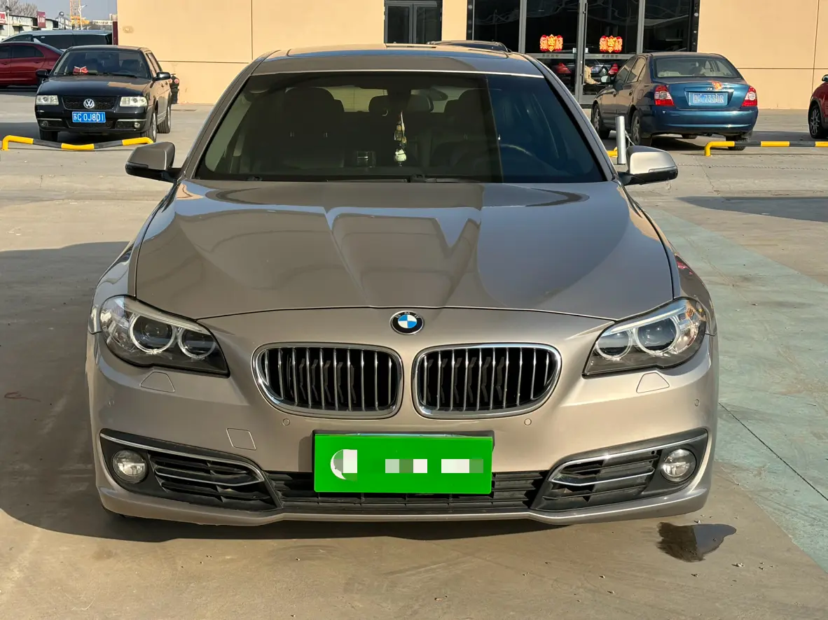 BMW 5 Series  из Китая