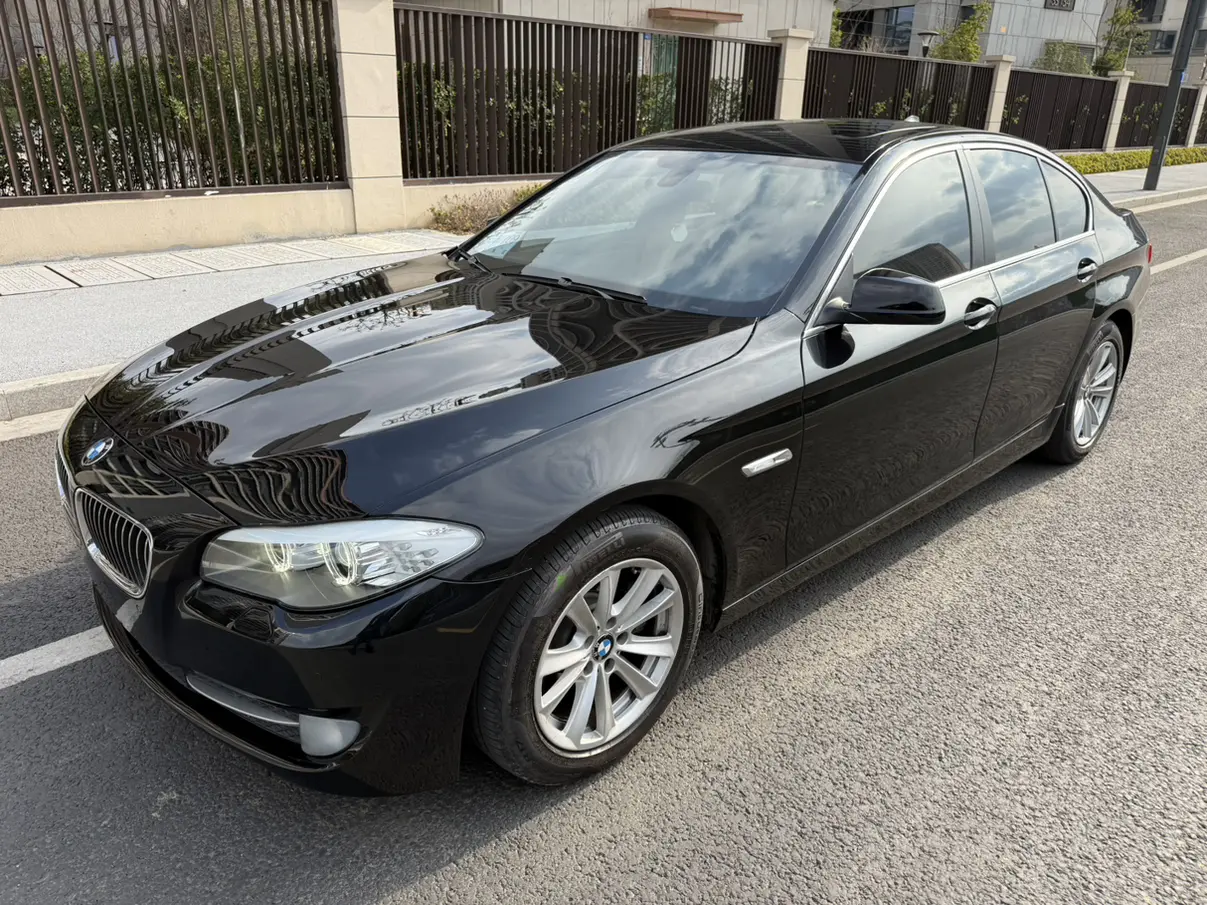 BMW 5 Series  из Китая
