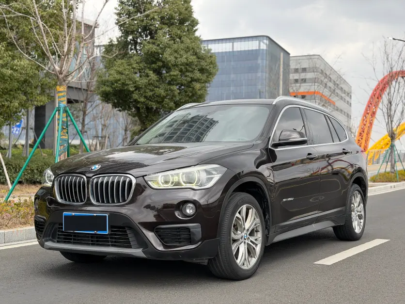 BMW X1  из Китая