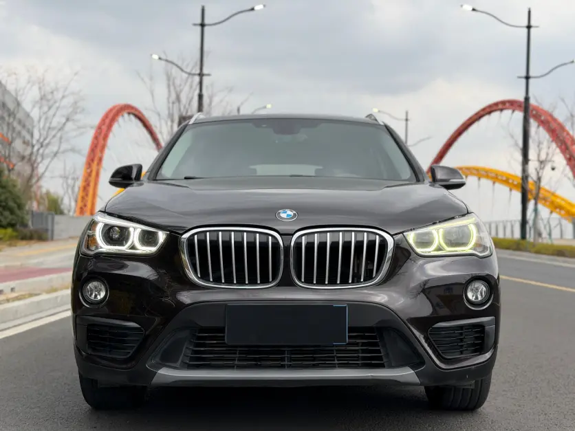 BMW X1  из Китая