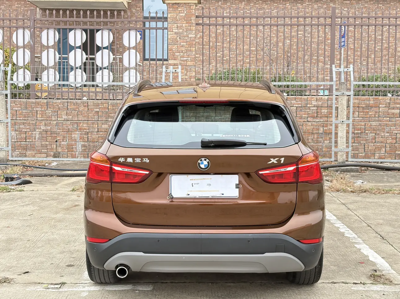 BMW X1  из Китая