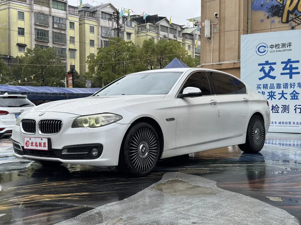 BMW 5 Series  из Китая