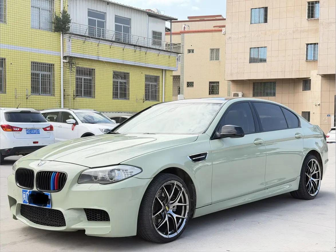 BMW 5 Series  из Китая