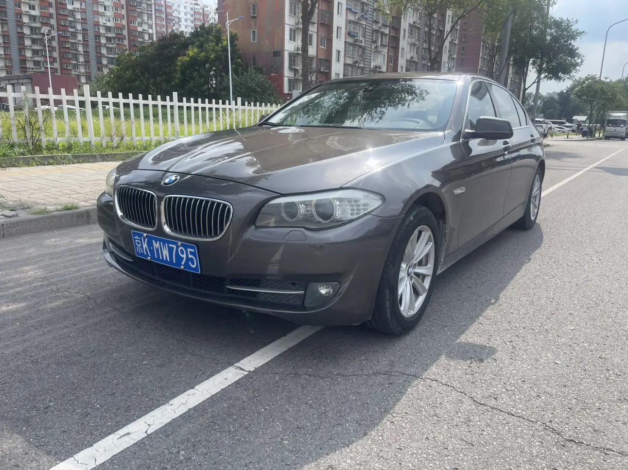 BMW 5 Series  из Китая