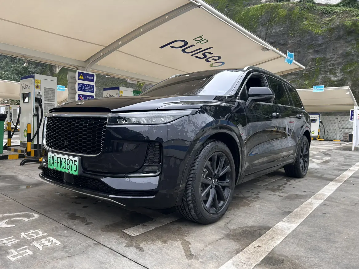 Li ONE (Ideal ONE)  из Китая