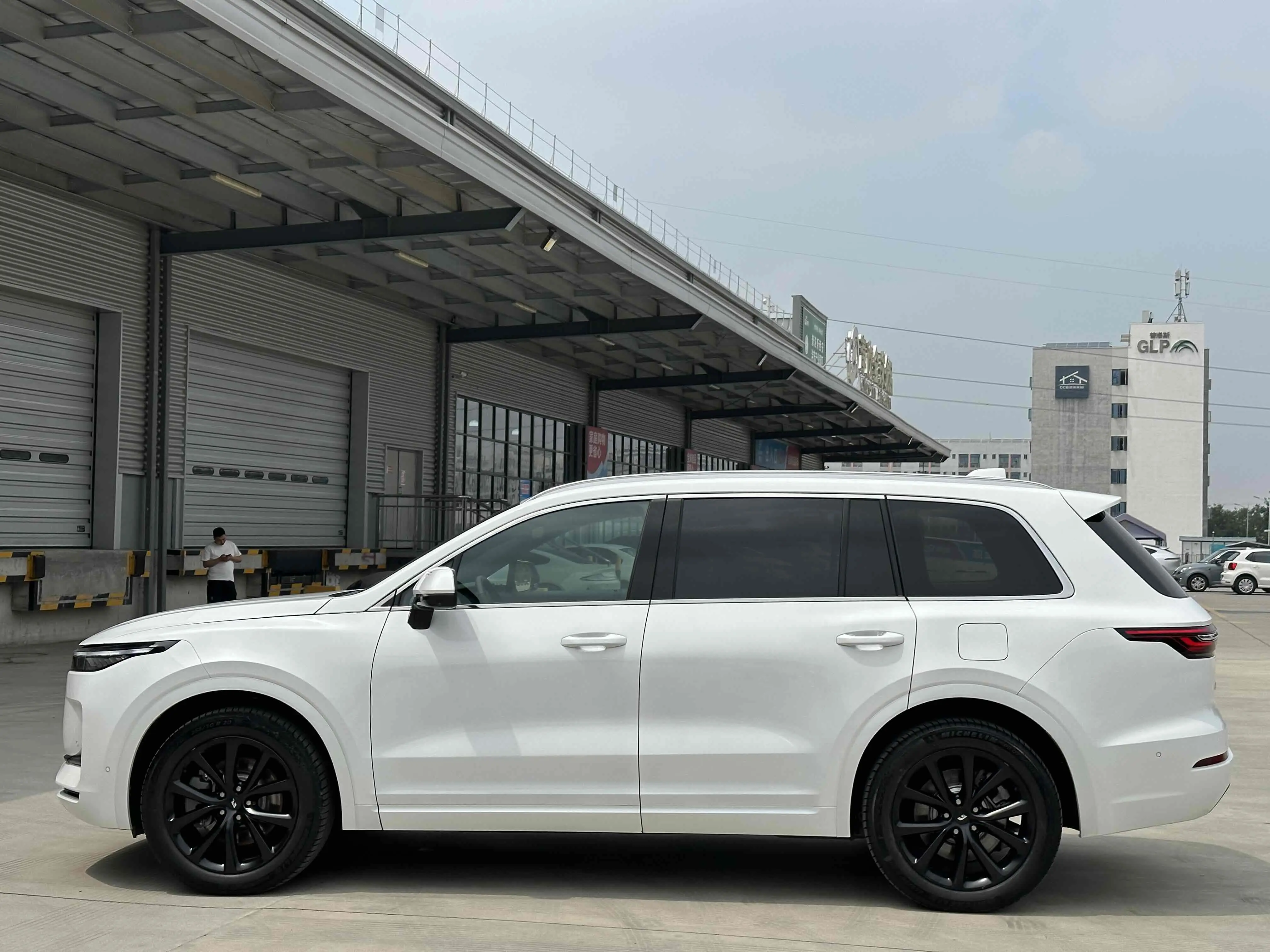 Li ONE (Ideal ONE)  из Китая