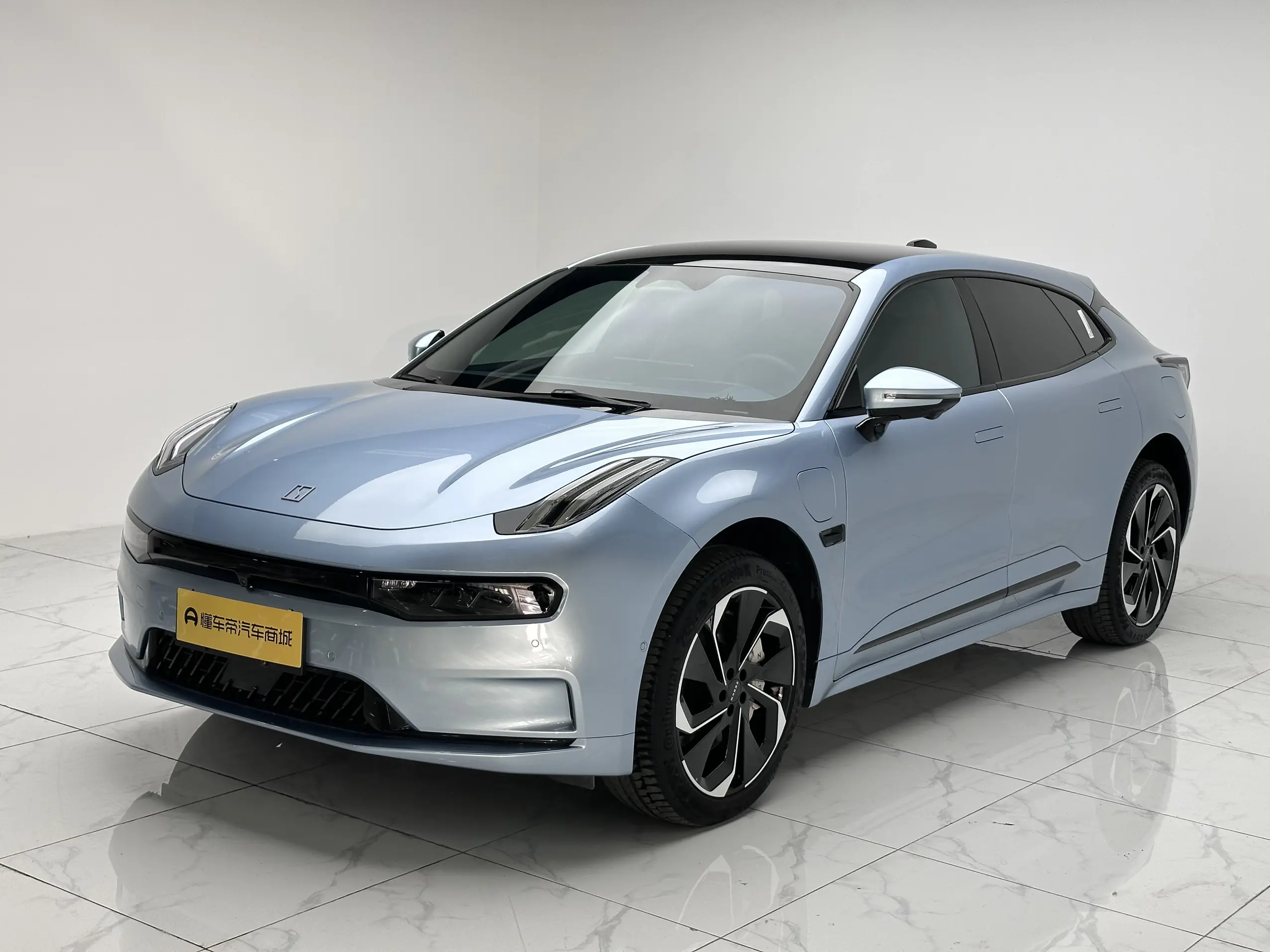 ZEEKR 001  из Китая