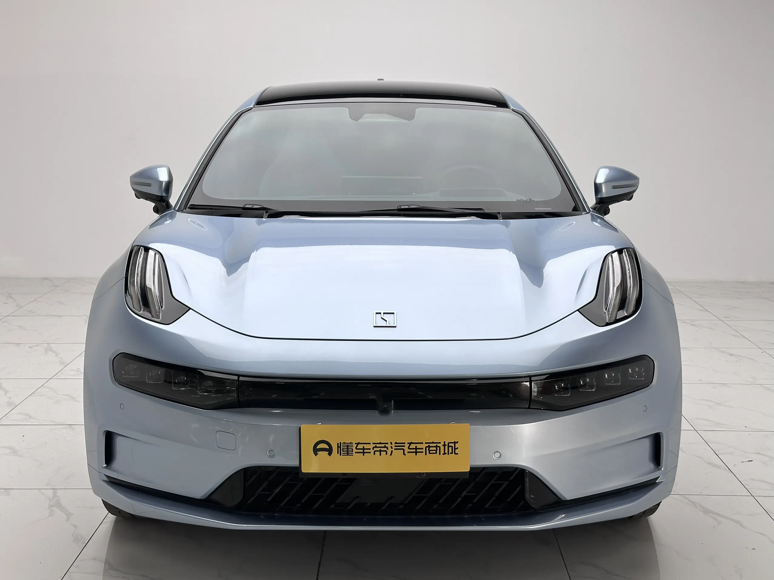 ZEEKR 001  из Китая