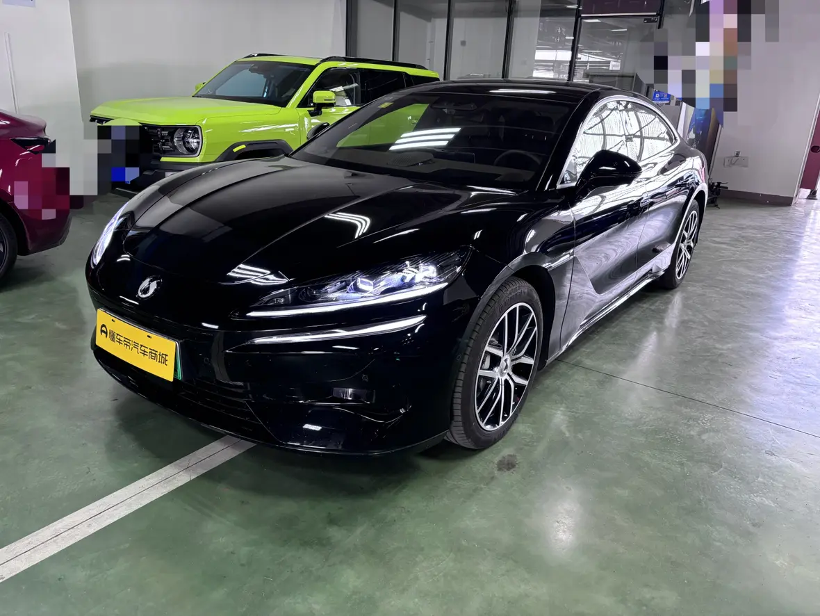 Denza Tengzhong Z9 DM  из Китая