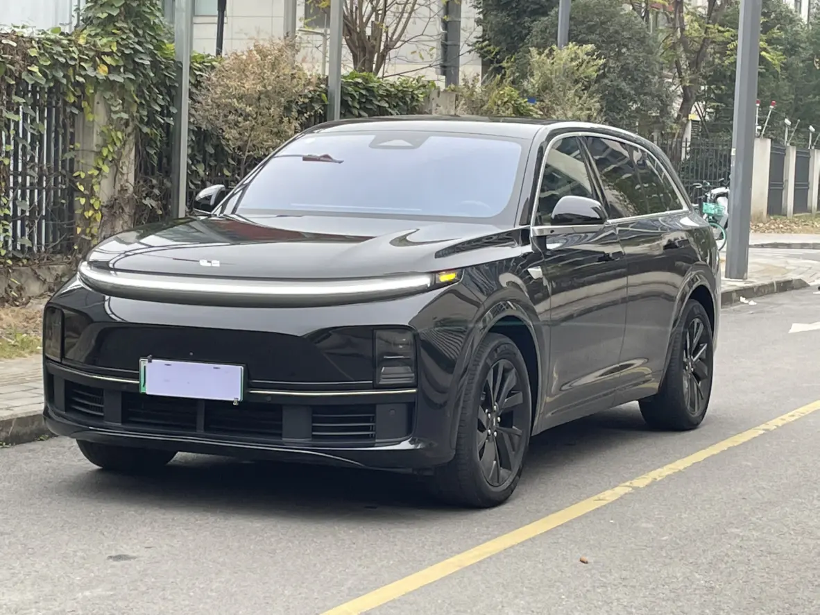 Li L7 (Ideal L7)  из Китая