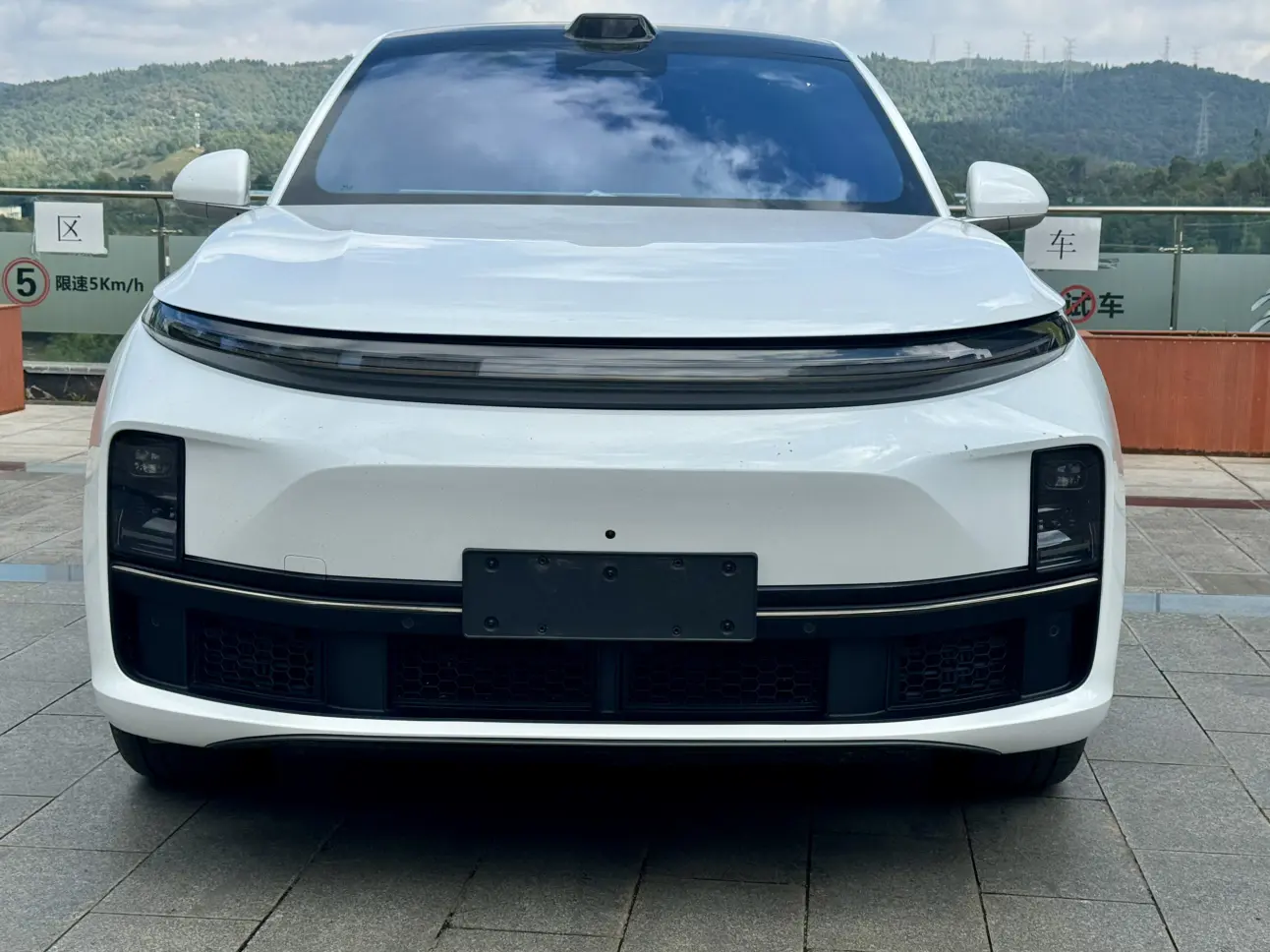 Li L7 (Ideal L7)  из Китая