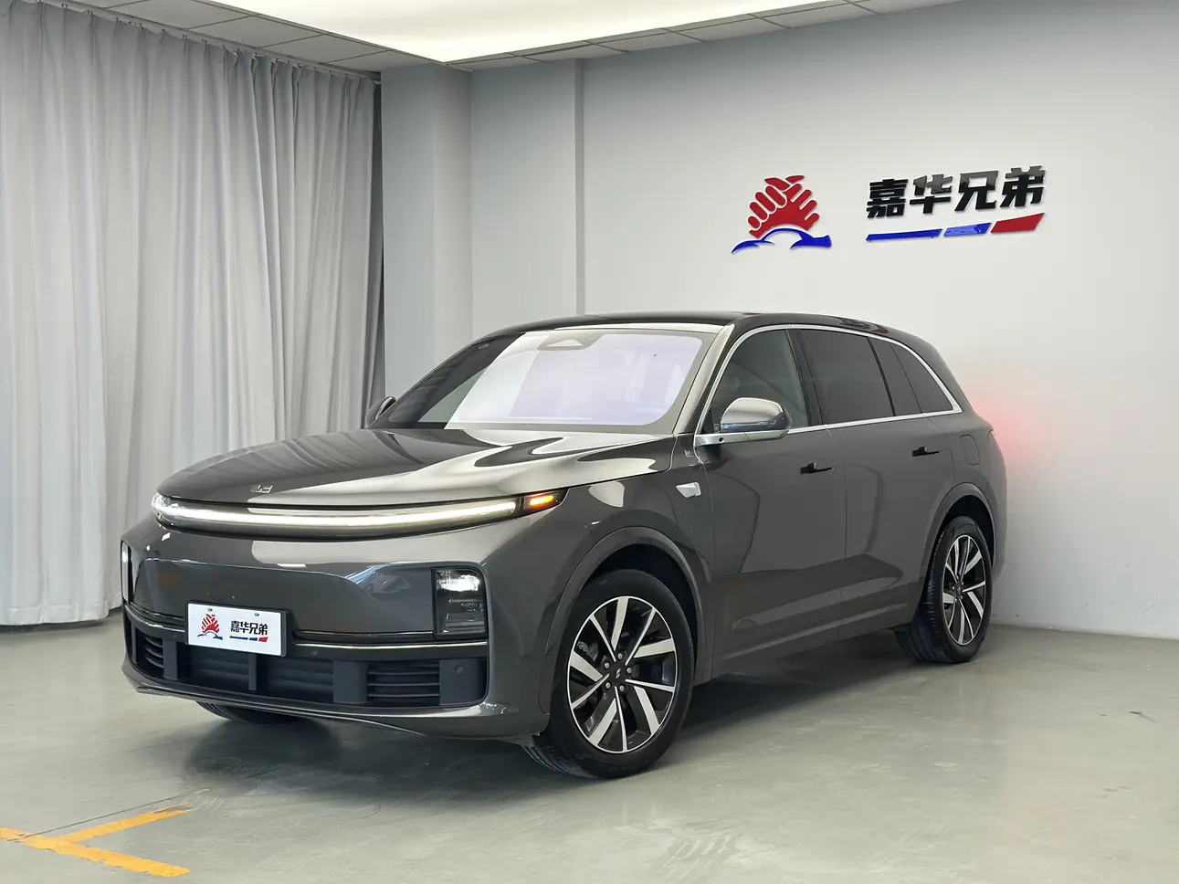 Li L7 (Ideal L7)  из Китая