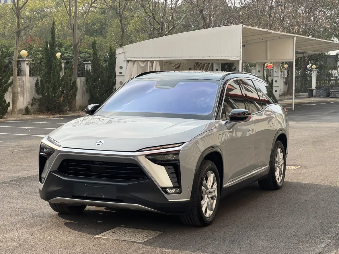 NIO ES8  из Китая