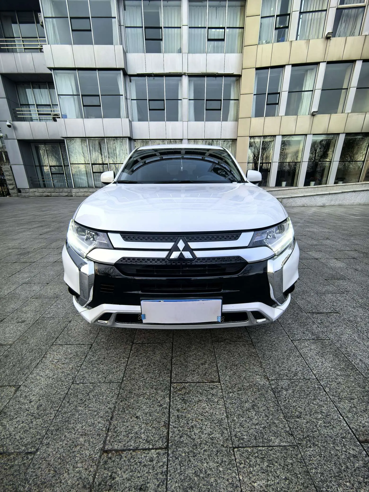 Mitsubishi Outlander  из Китая