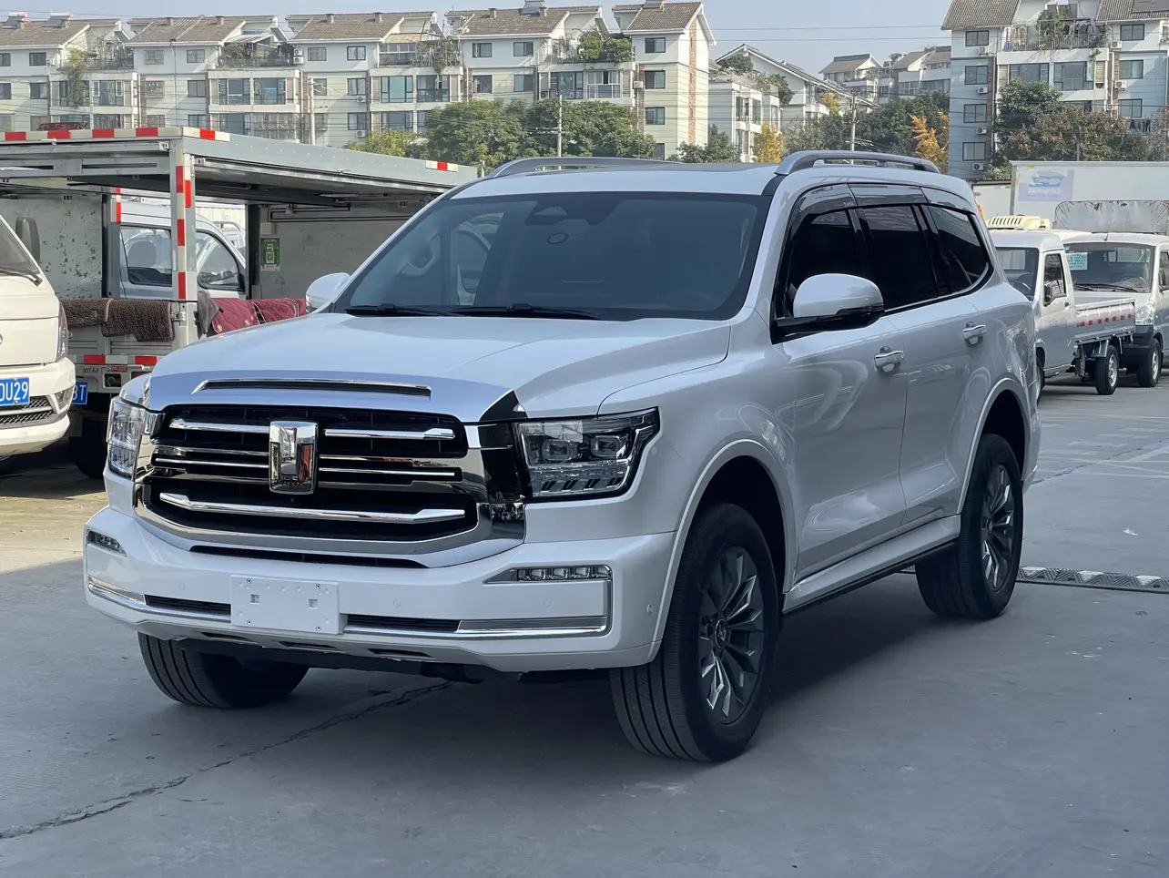 Tank 500  из Китая