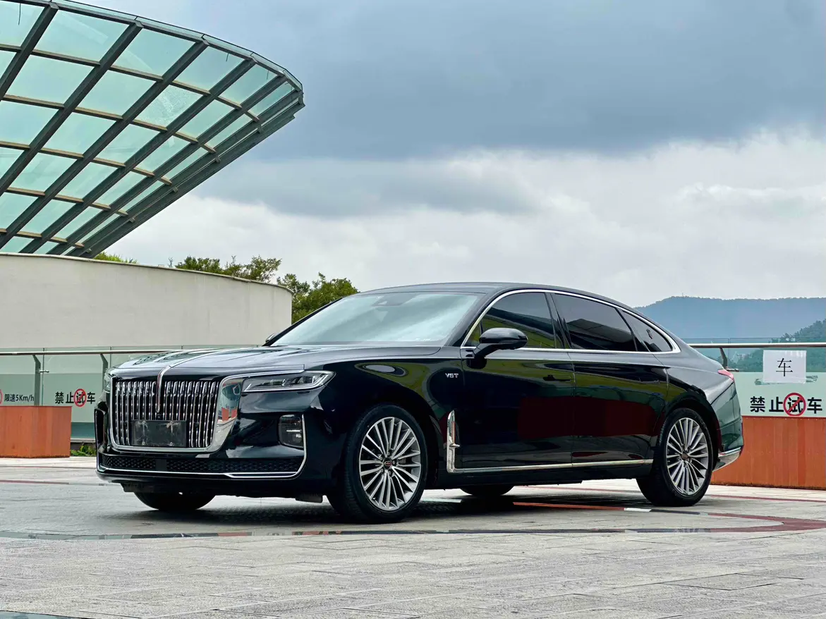 Hongqi H9  из Китая