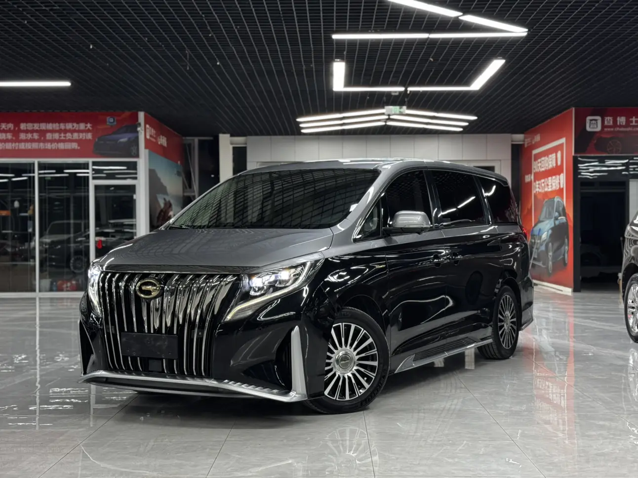 GAC Trumpchi M8  из Китая