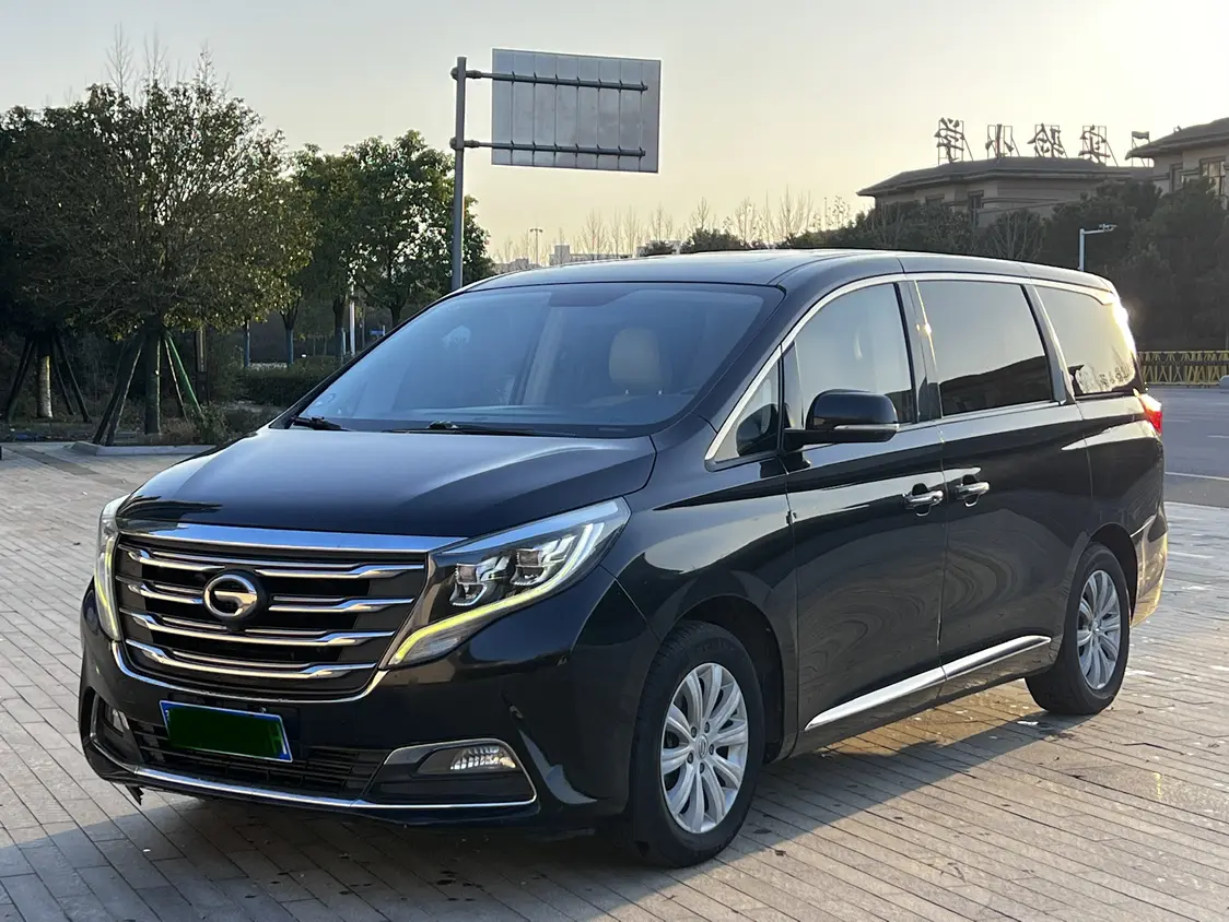 GAC Trumpchi M8  из Китая