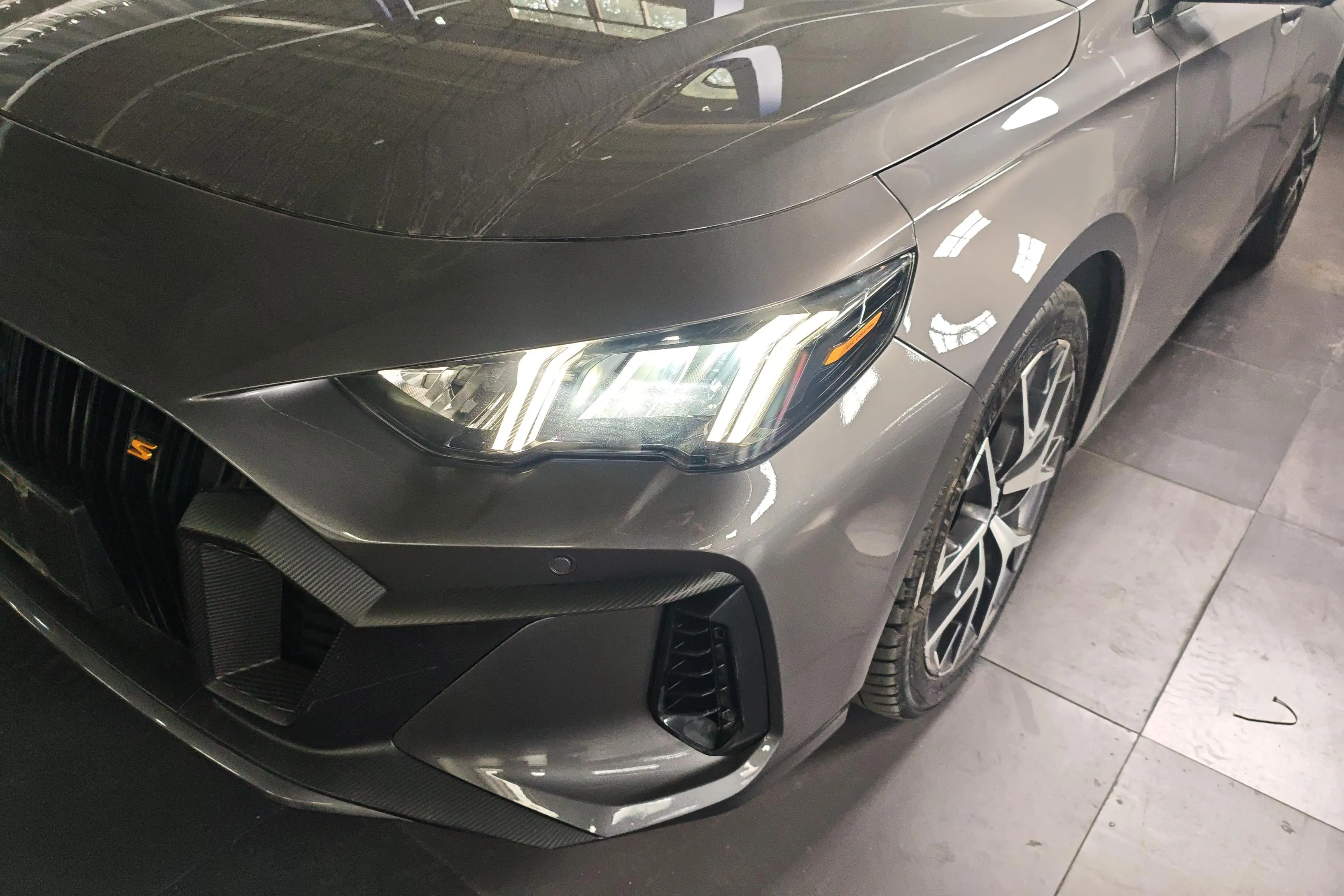 GAC Shadow Leopard  из Китая