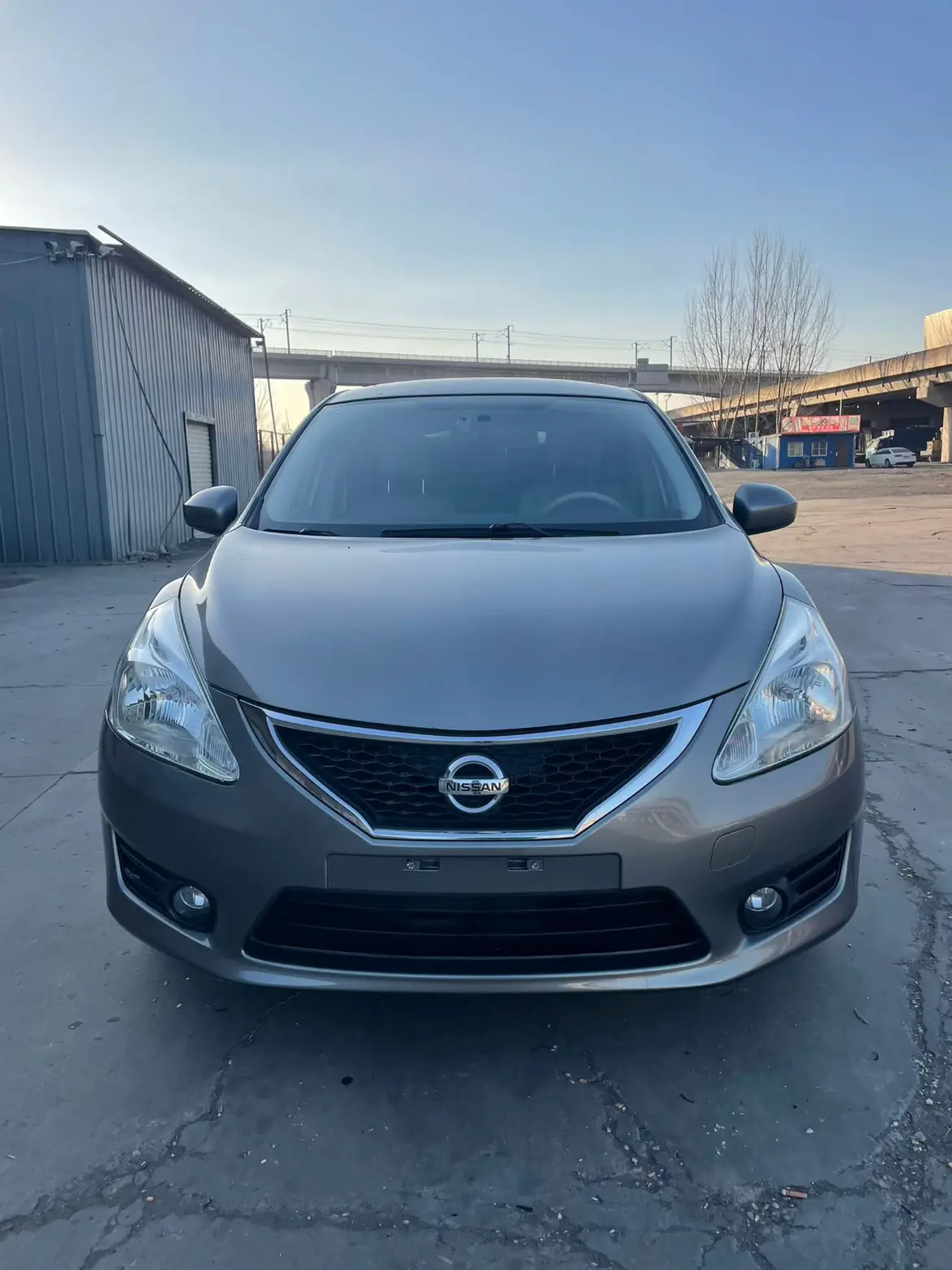 Nissan Tiida  из Китая