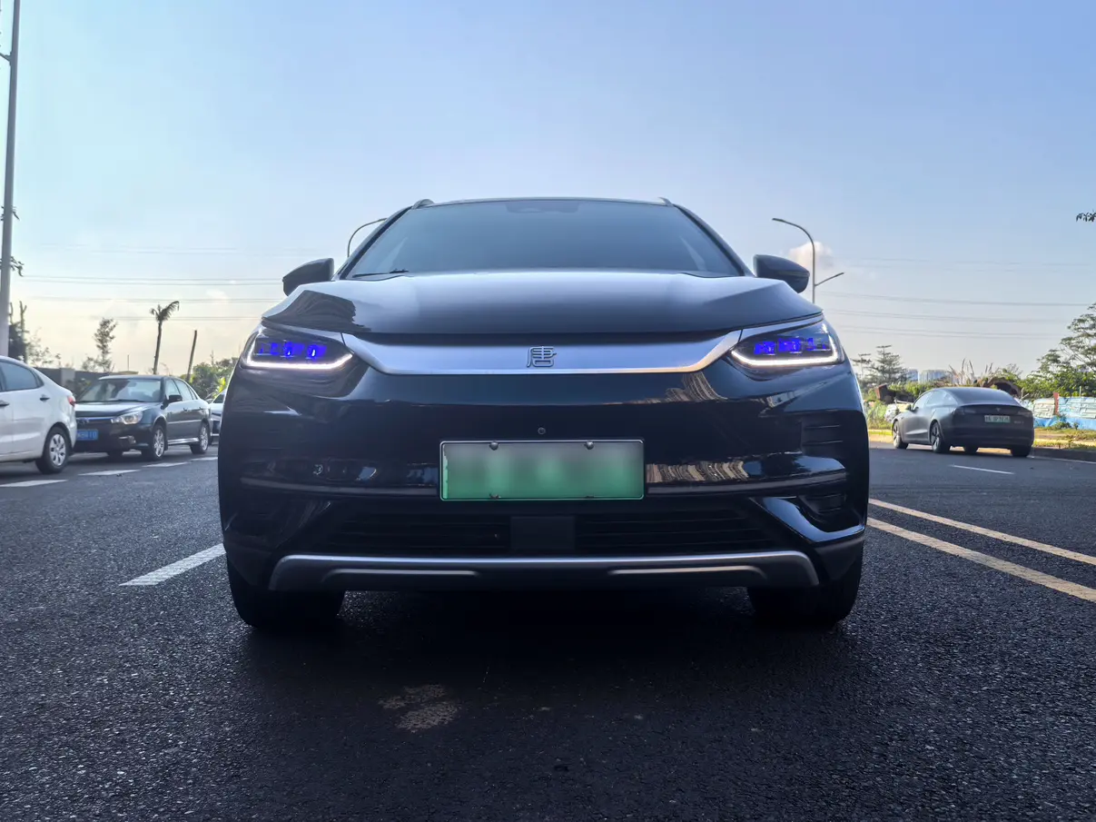 BYD Tang EV  из Китая