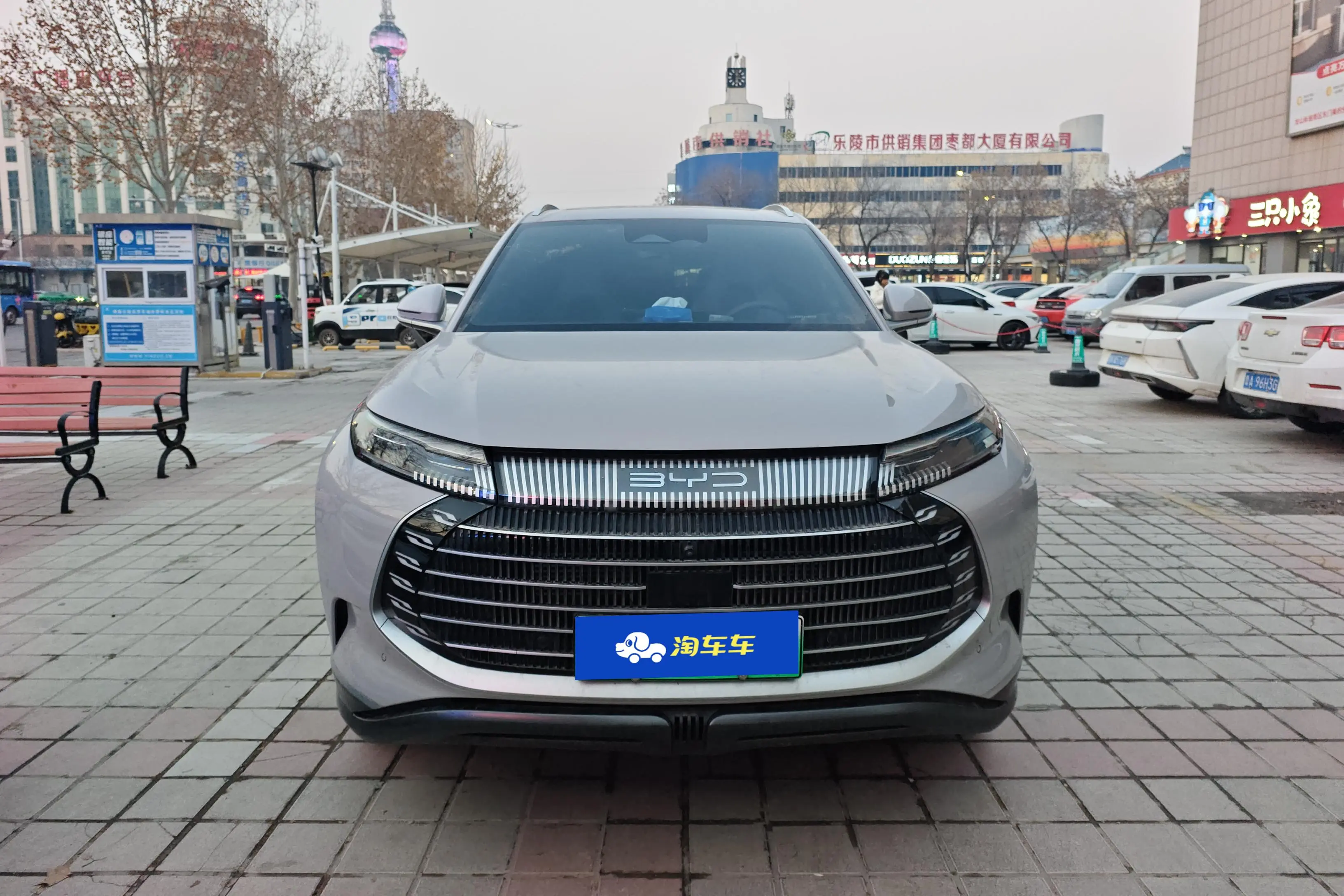 BYD Frigate 07  из Китая