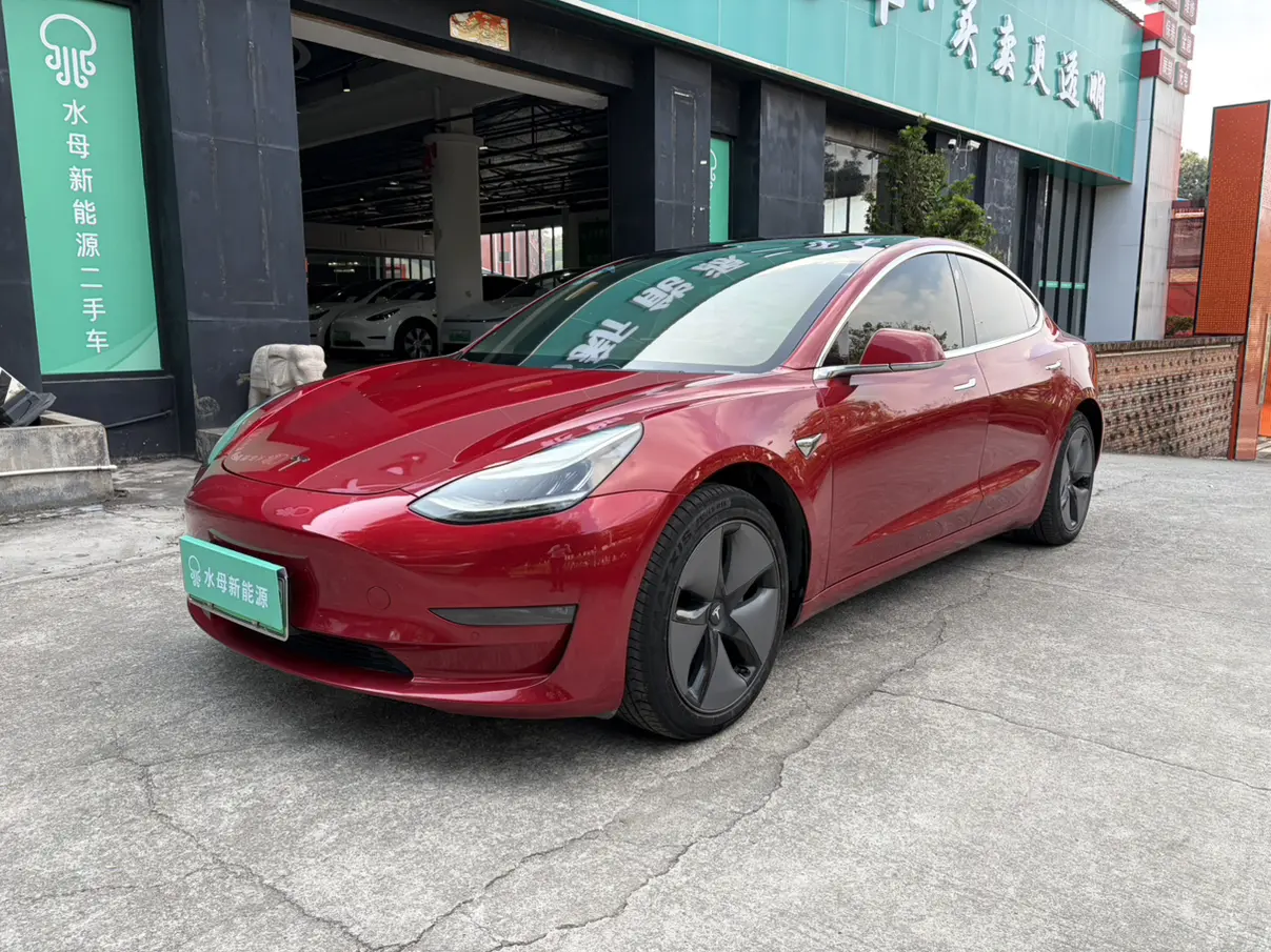 Tesla Model 3  из Китая