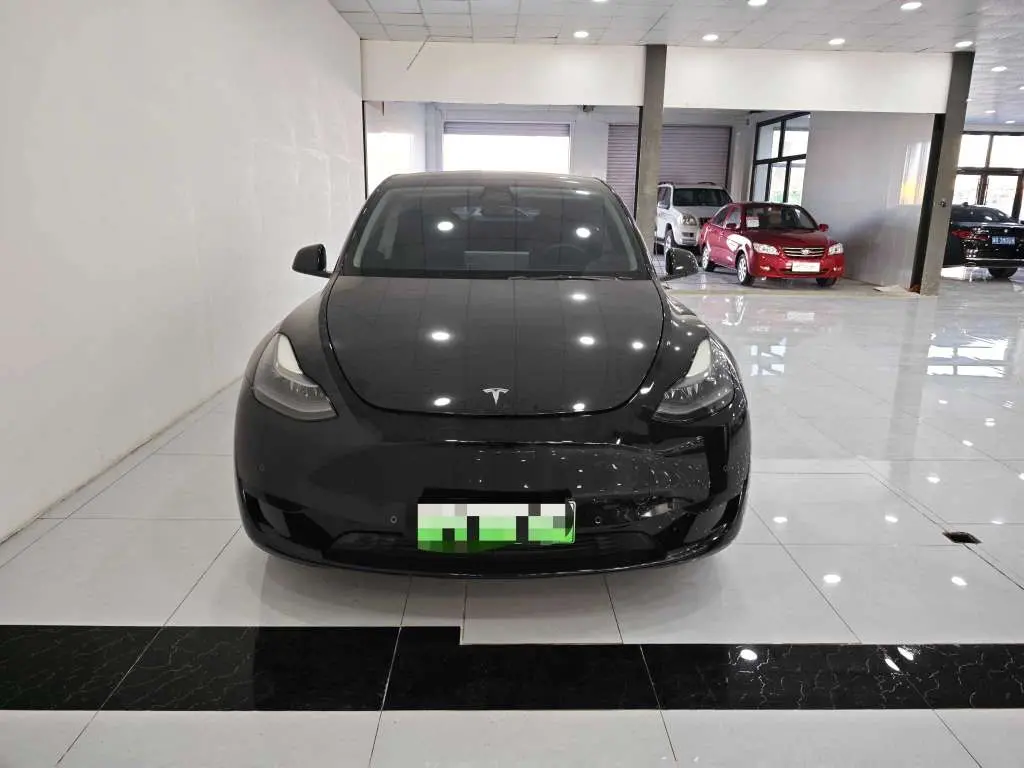 Tesla Model Y  из Китая