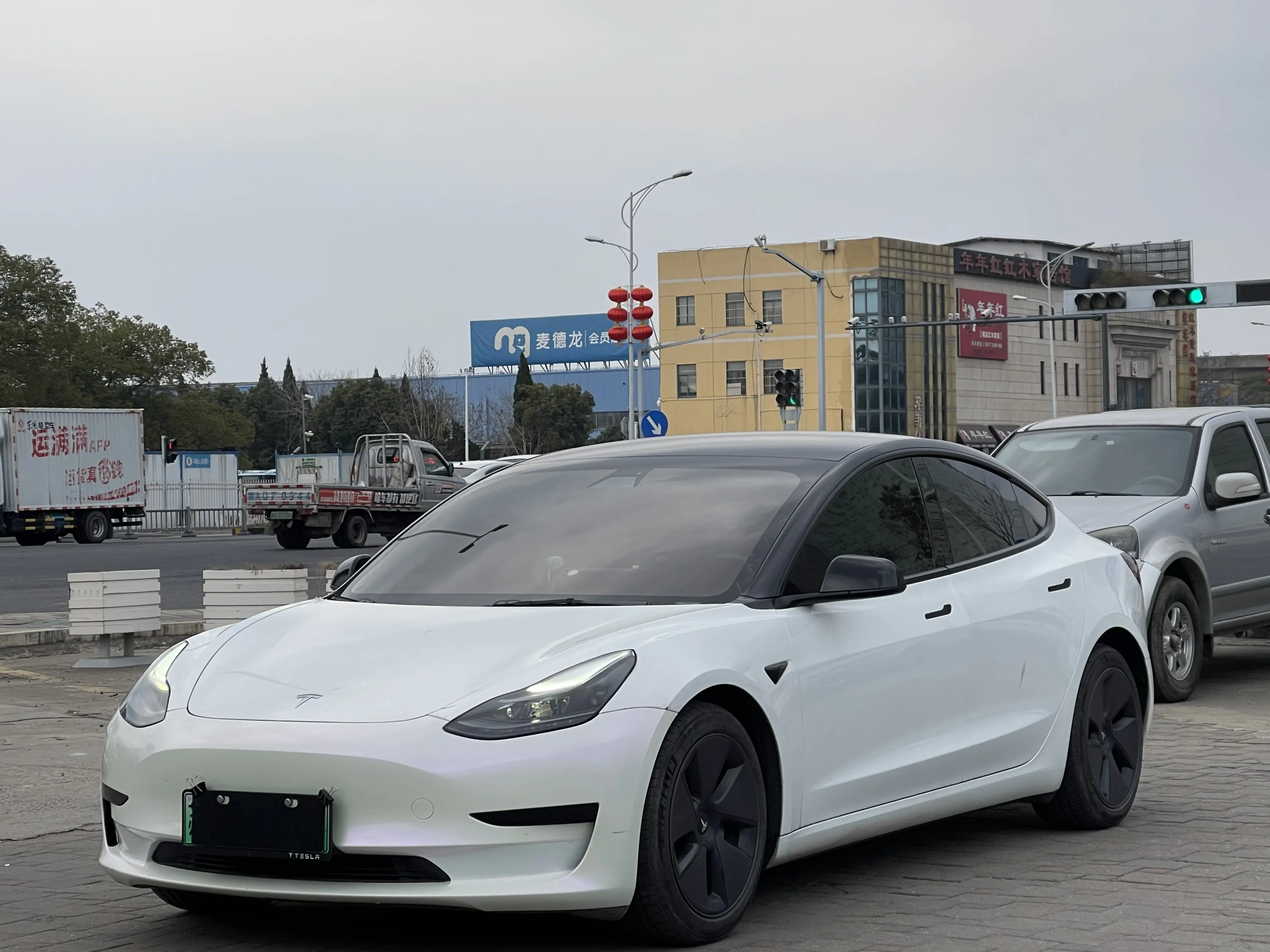 Tesla Model 3  из Китая