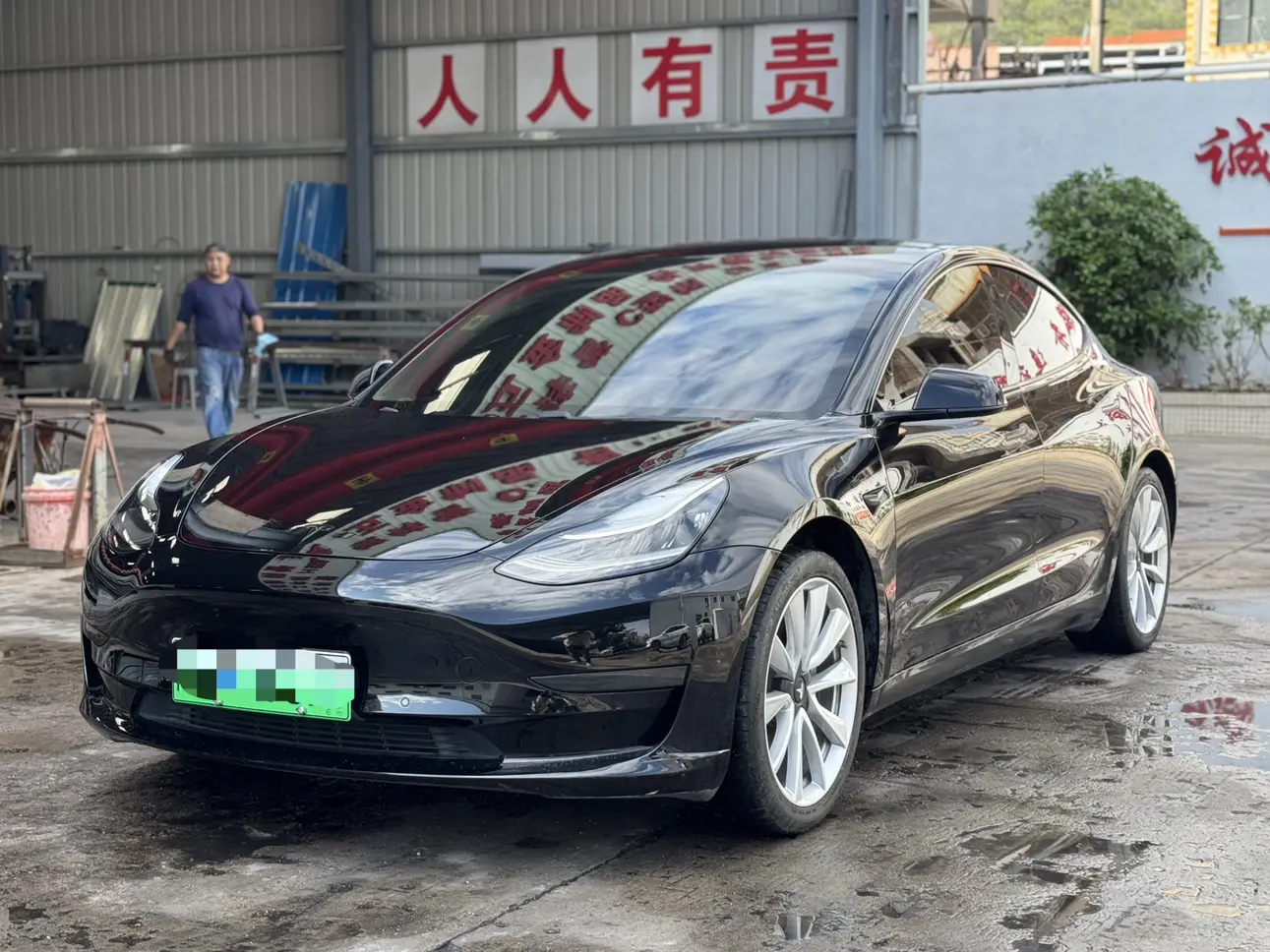 Tesla Model 3  из Китая
