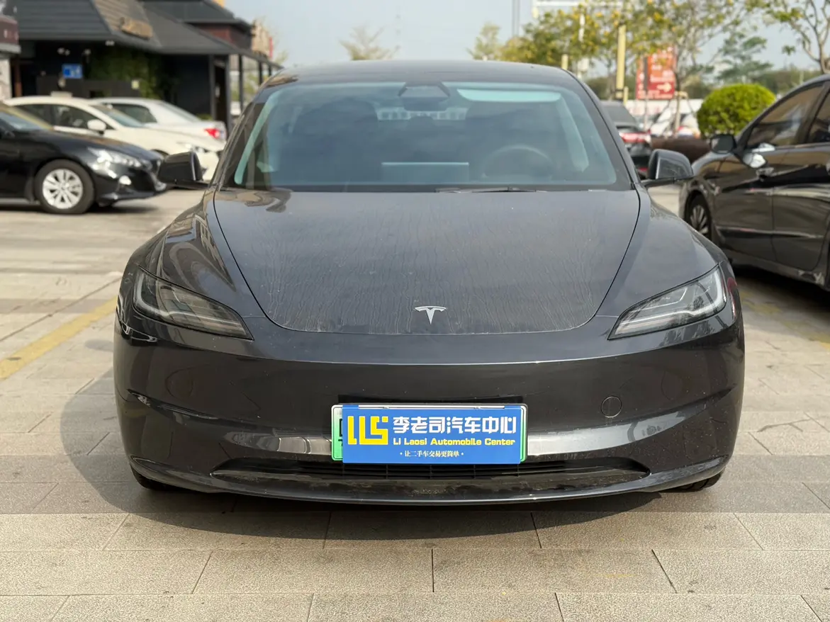 Tesla Model 3  из Китая